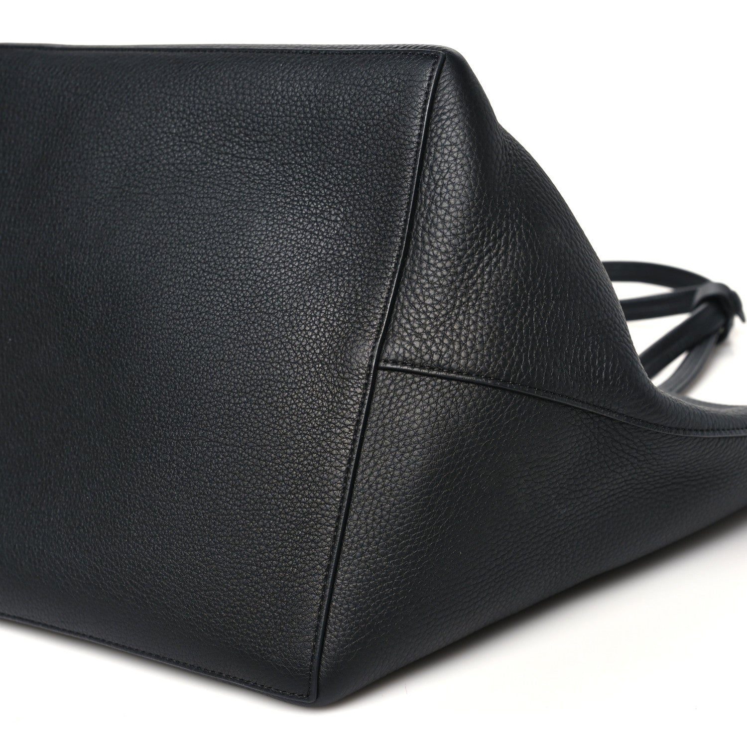 Grained Calfskin Park Tote Three Black