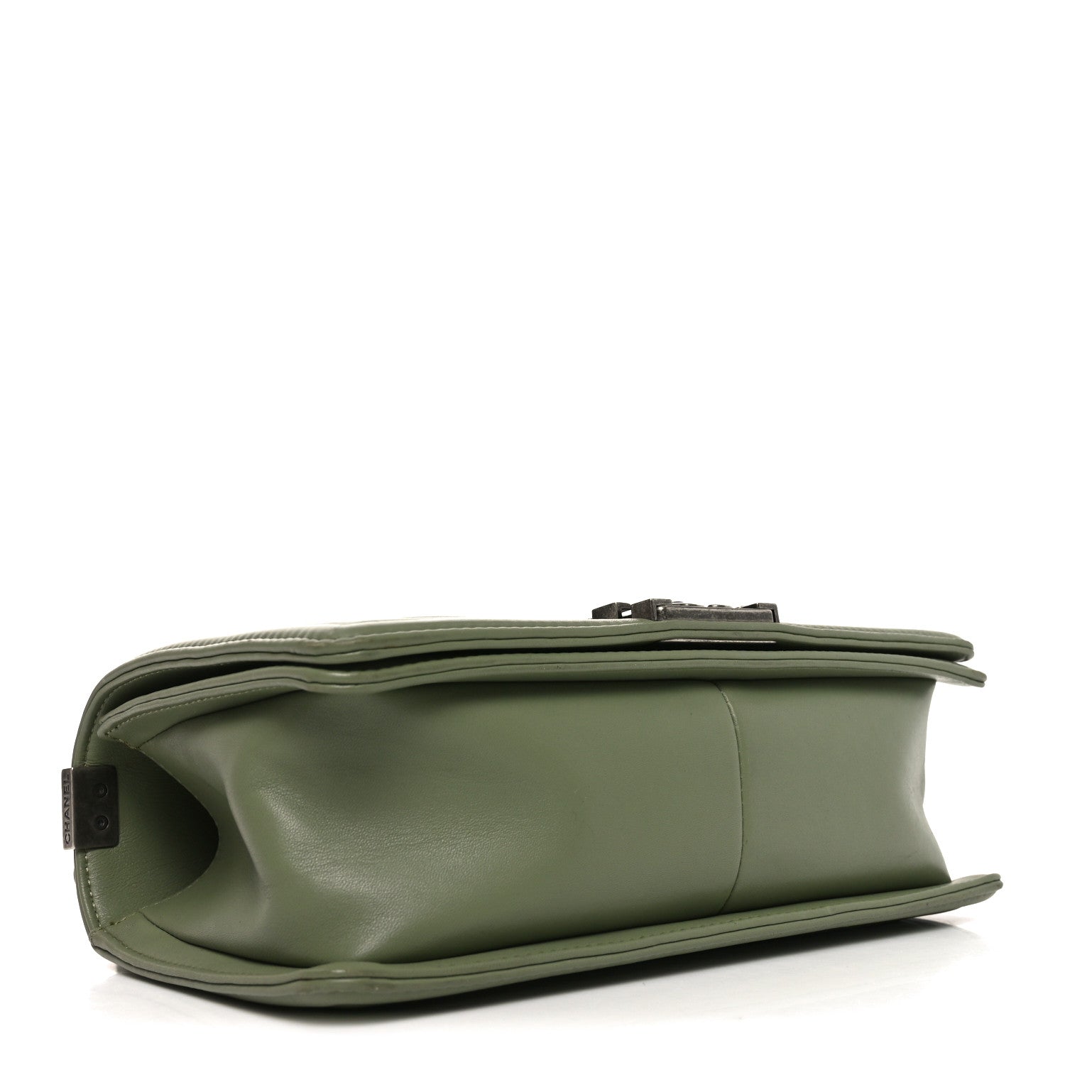 Calfskin Chevron Quilted Medium Boy Flap Green