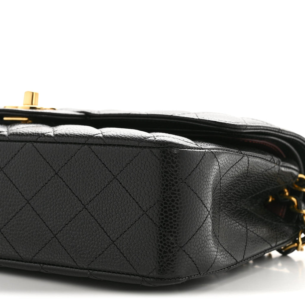 Caviar Quilted Medium Double Flap Black