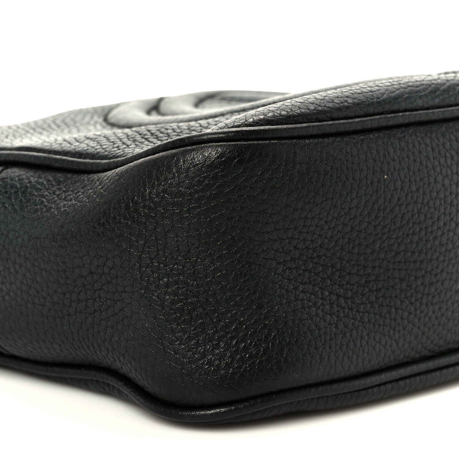 Pebbled Calfskin Small Soho Disco Bag Black
