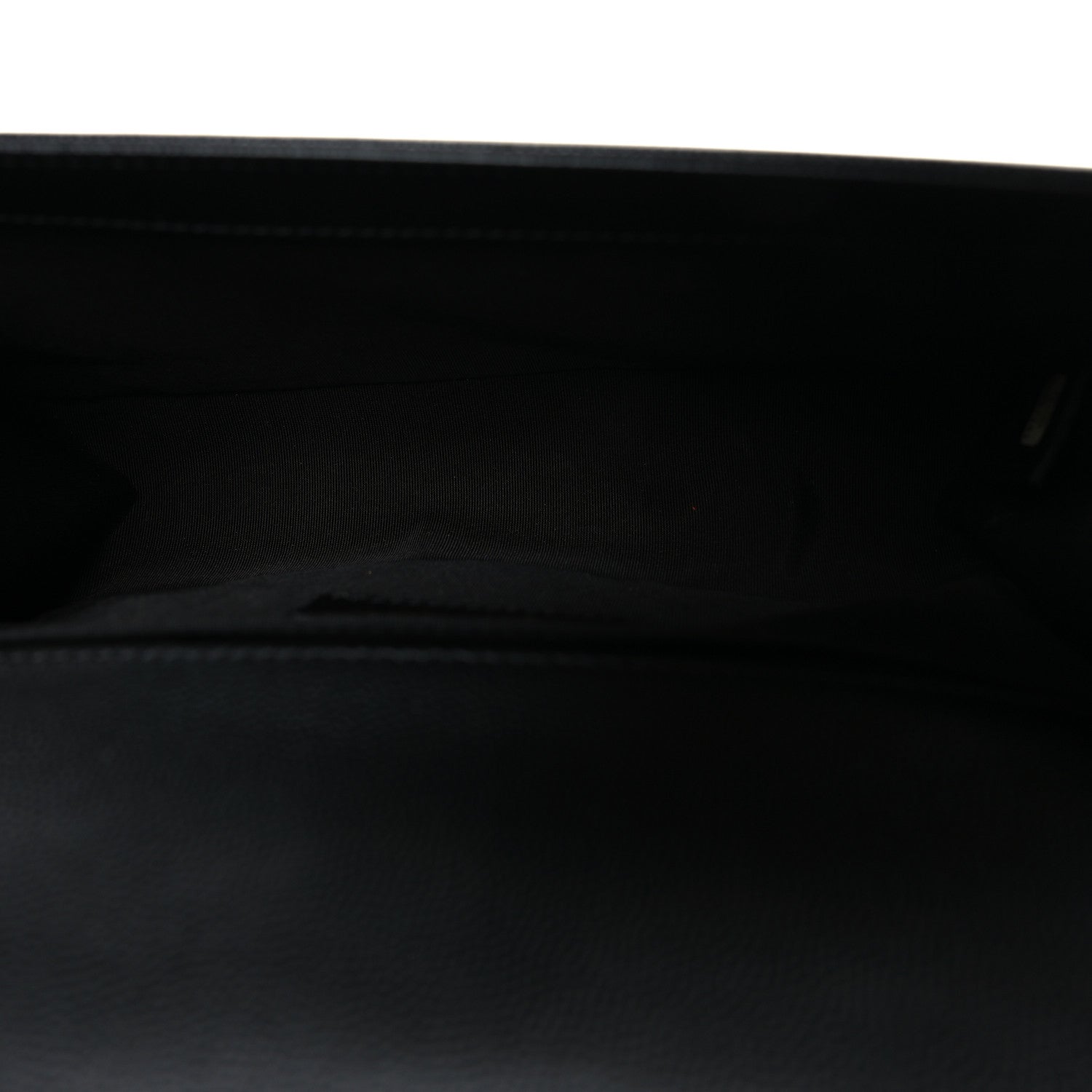 Caviar Quilted Medium Boy Flap Black
