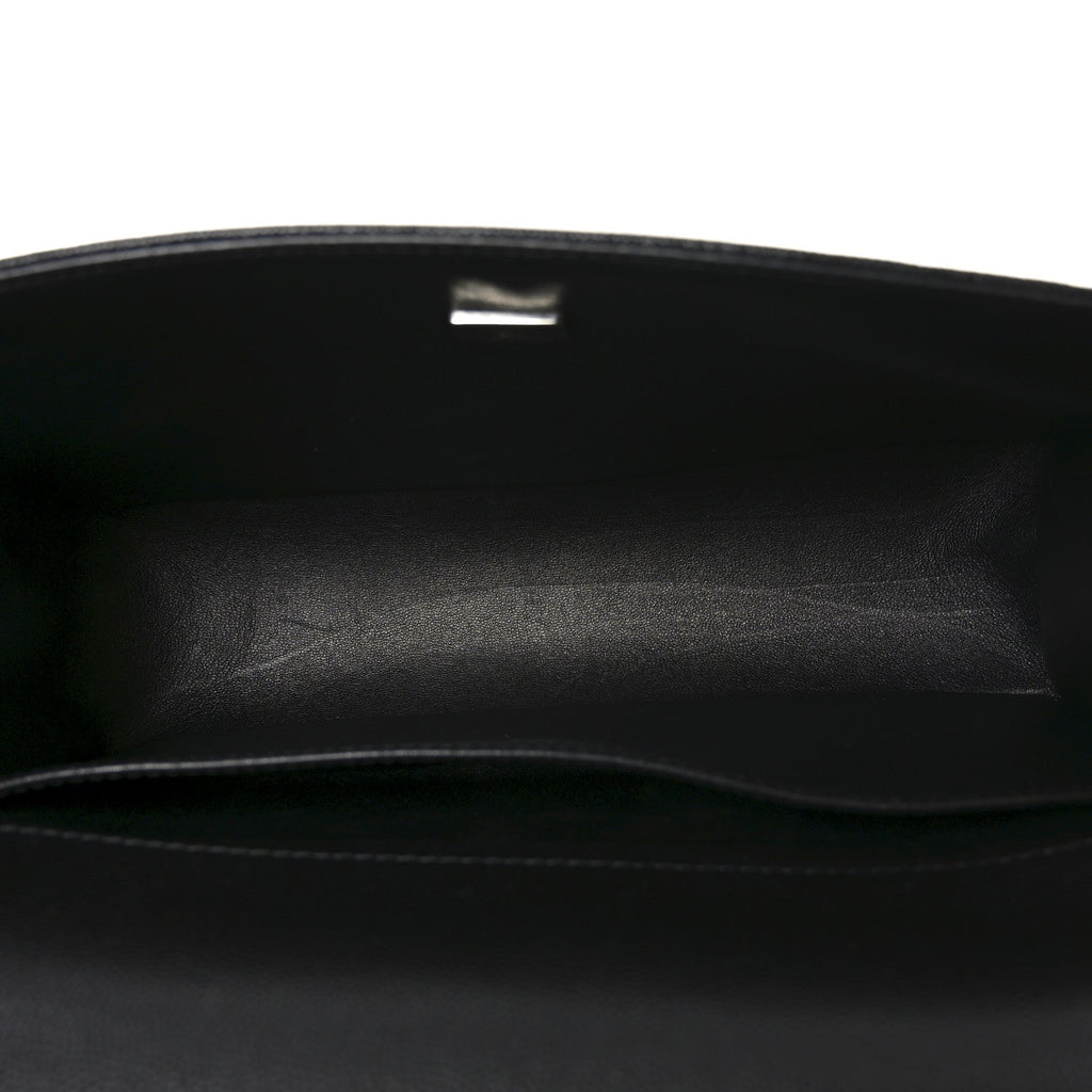 Caviar Quilted Medium Boy Flap Black