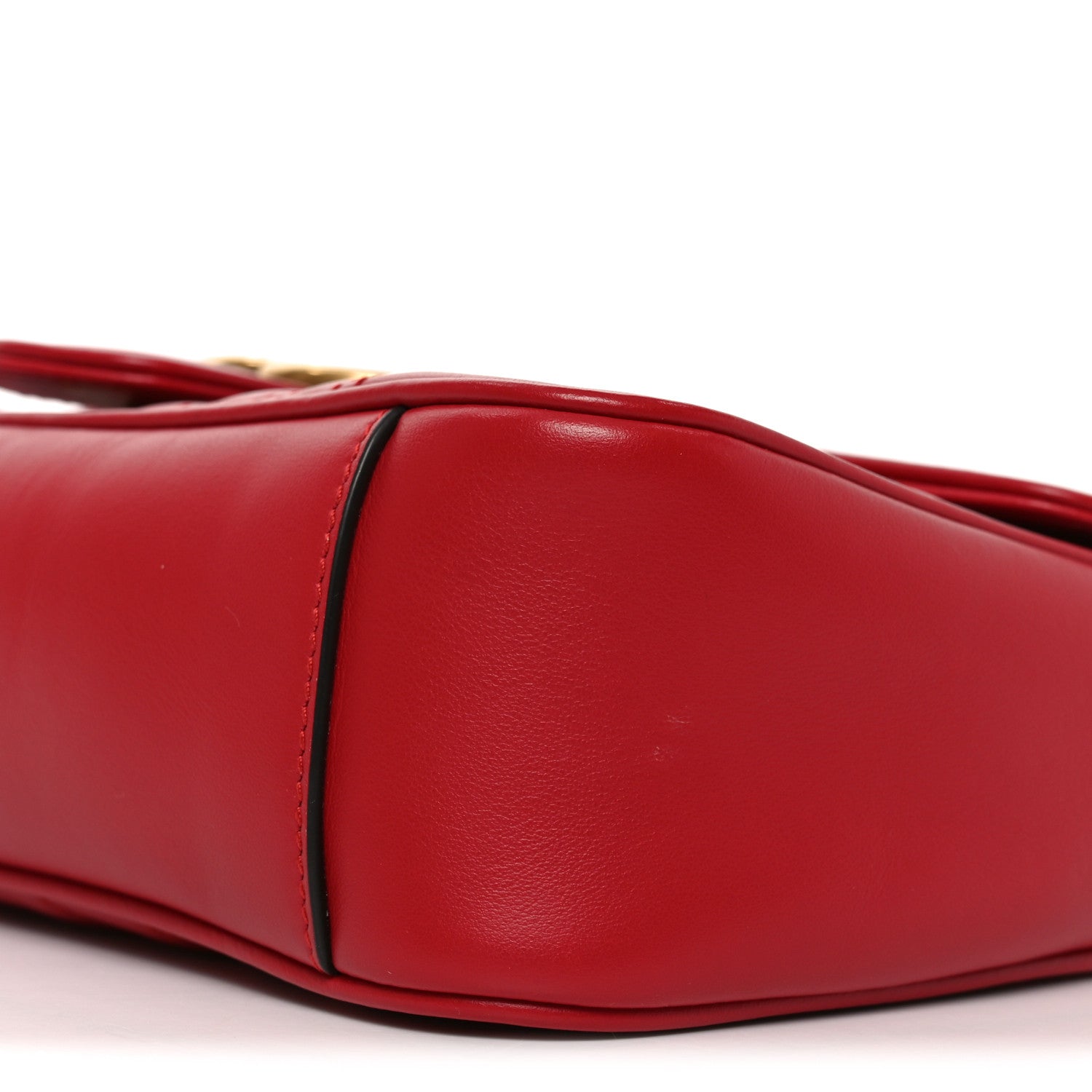 Calfskin Matelasse Small GG Marmont Shoulder Bag Hibiscus Red