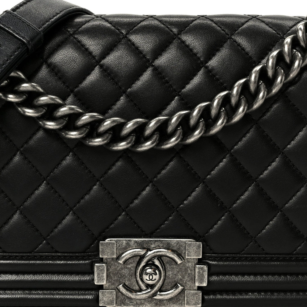Lambskin Quilted Medium Boy Flap Black