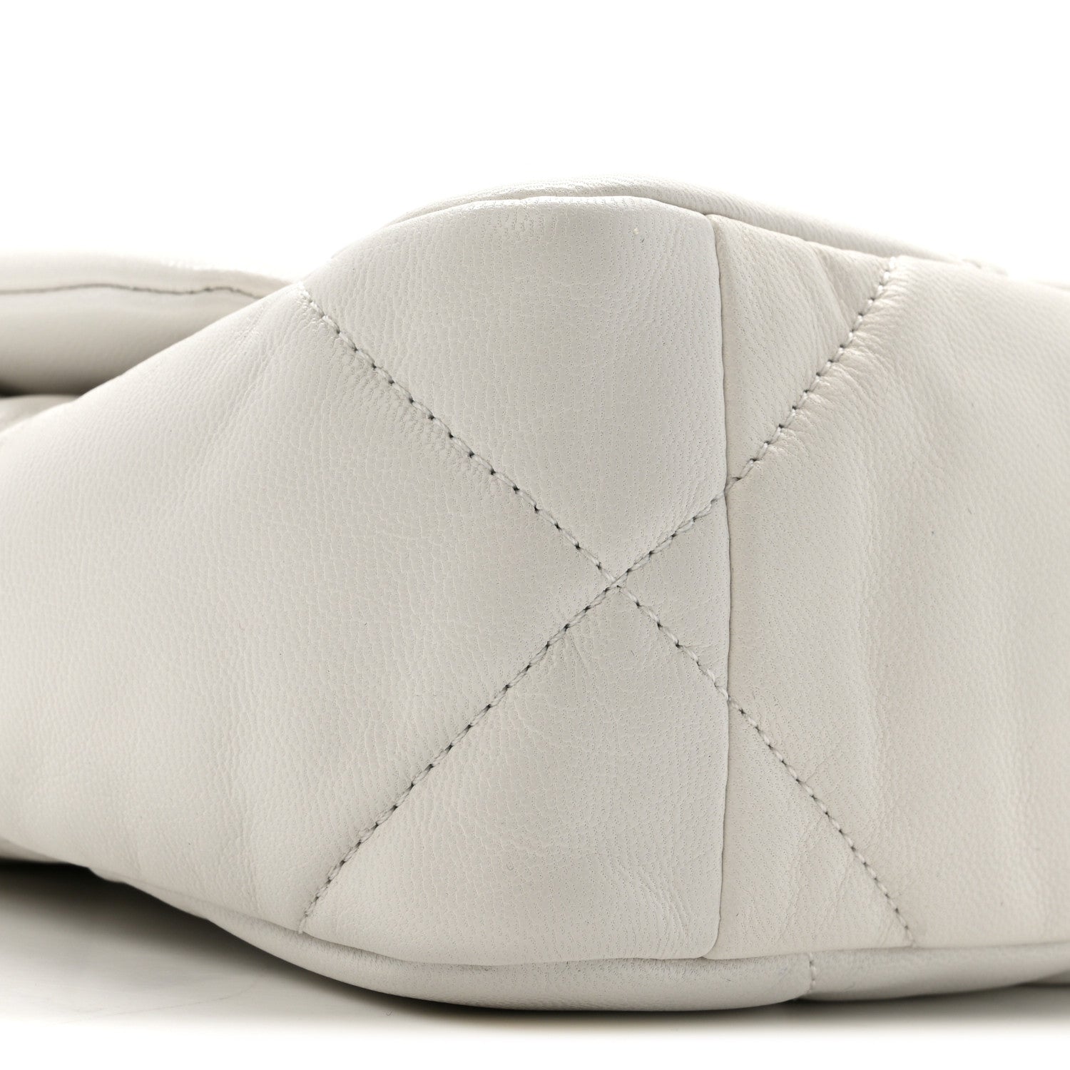 Goatskin Quilted Medium Chanel 19 Flap White