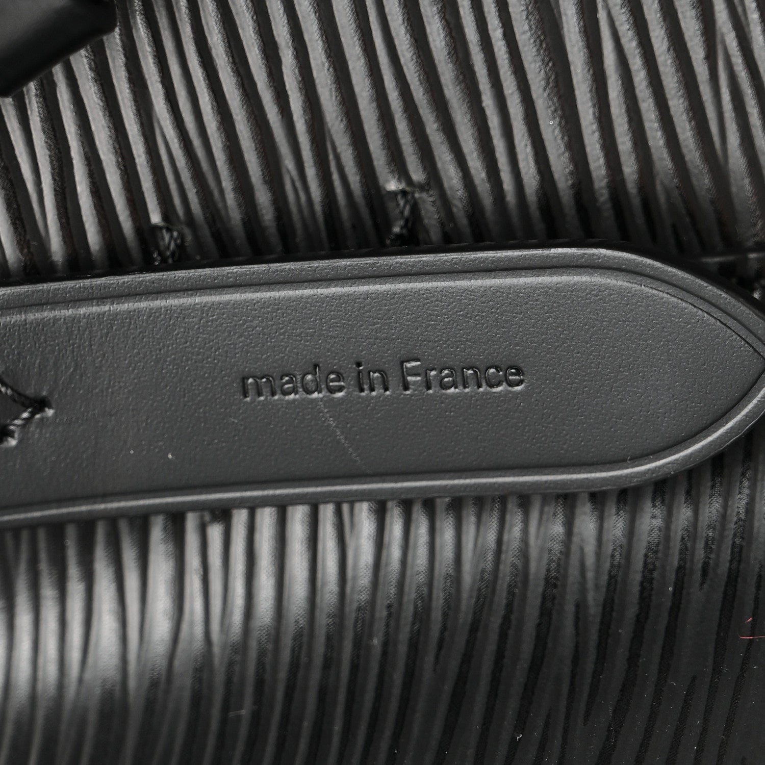 Epi Neonoe Black