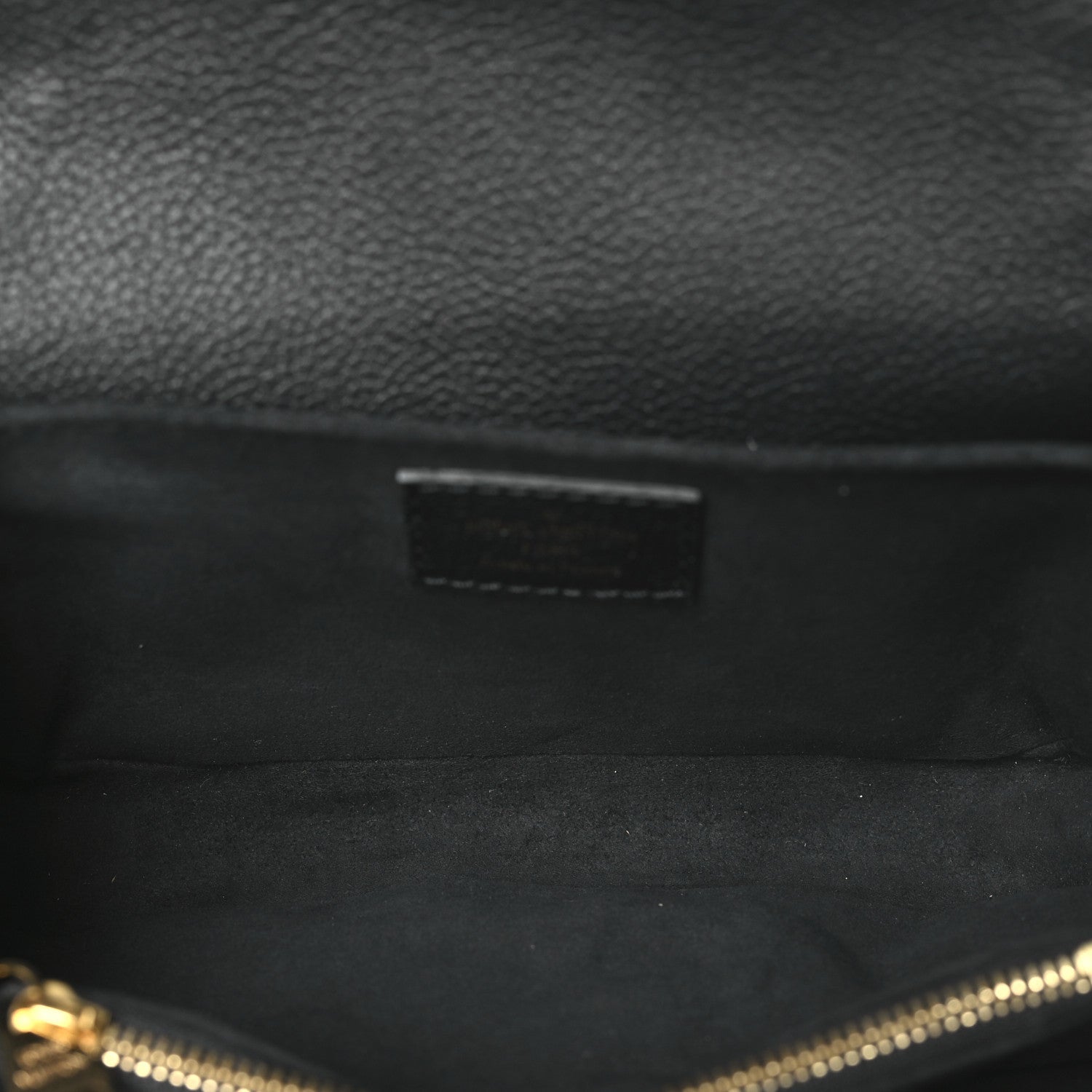 Empreinte Monogram Giant Pochette Metis East West Black Beige
