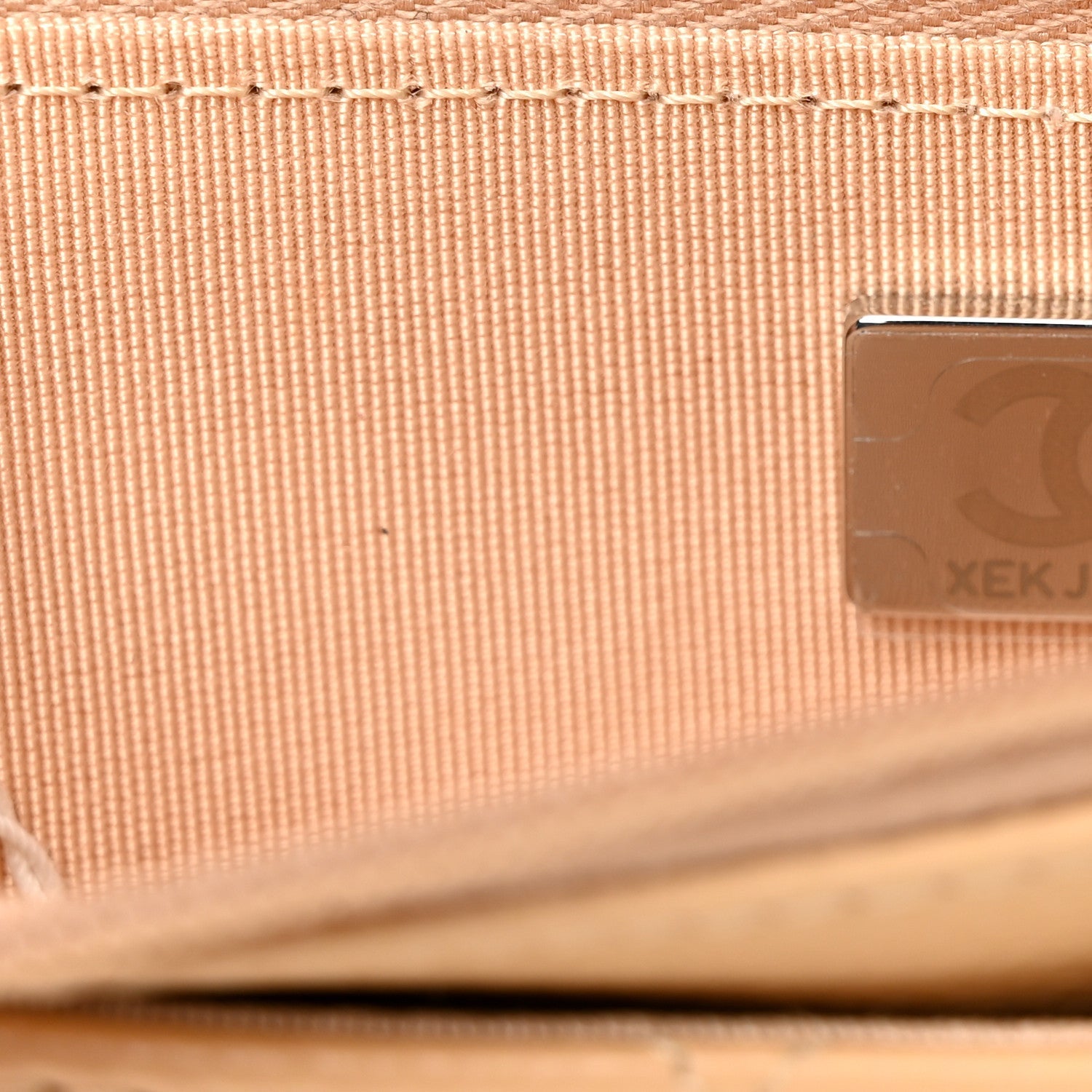 Caviar Quilted Wallet on Chain WOC Beige