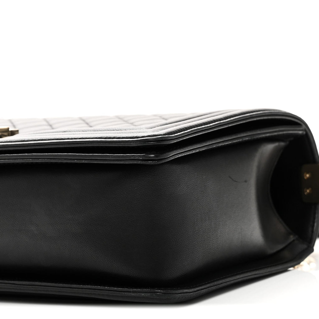Lambskin Quilted New Medium Boy Flap Black