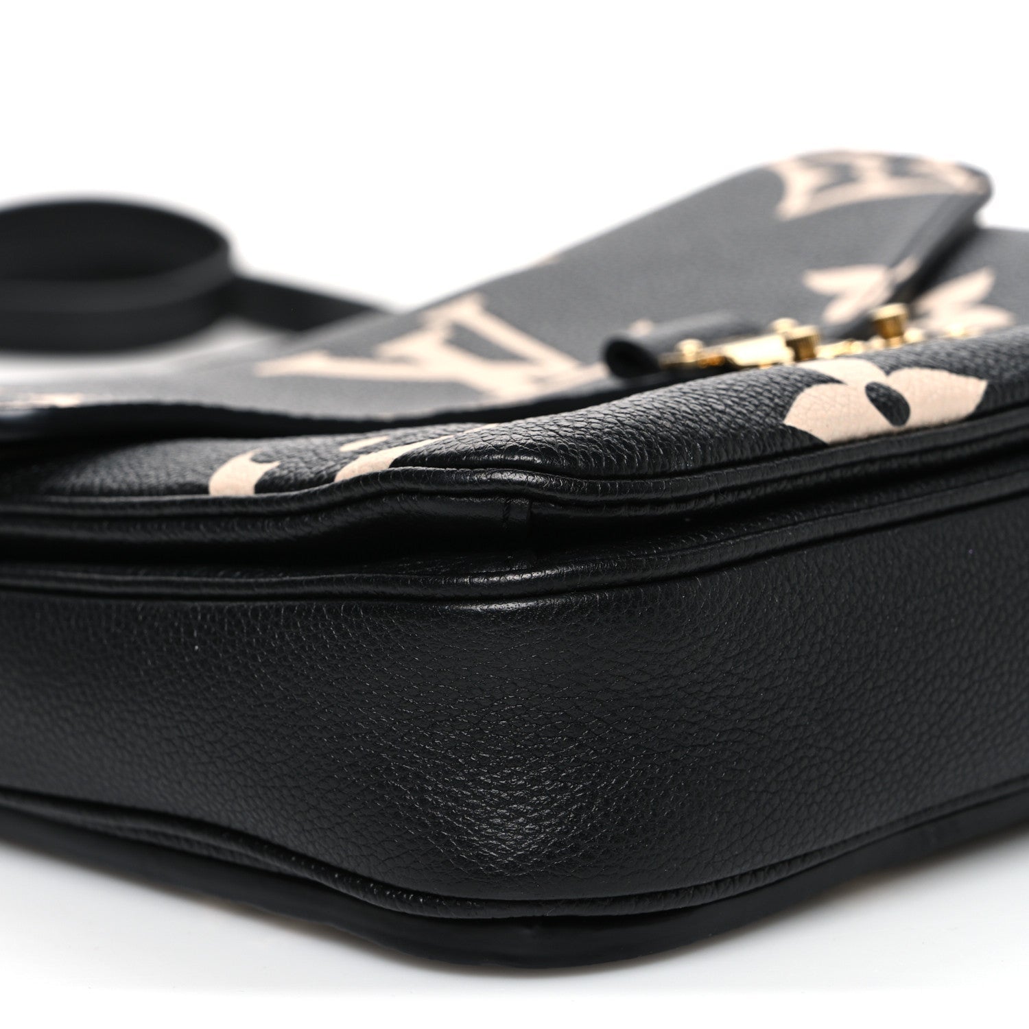 Empreinte Monogram Giant Pochette Metis Black Beige