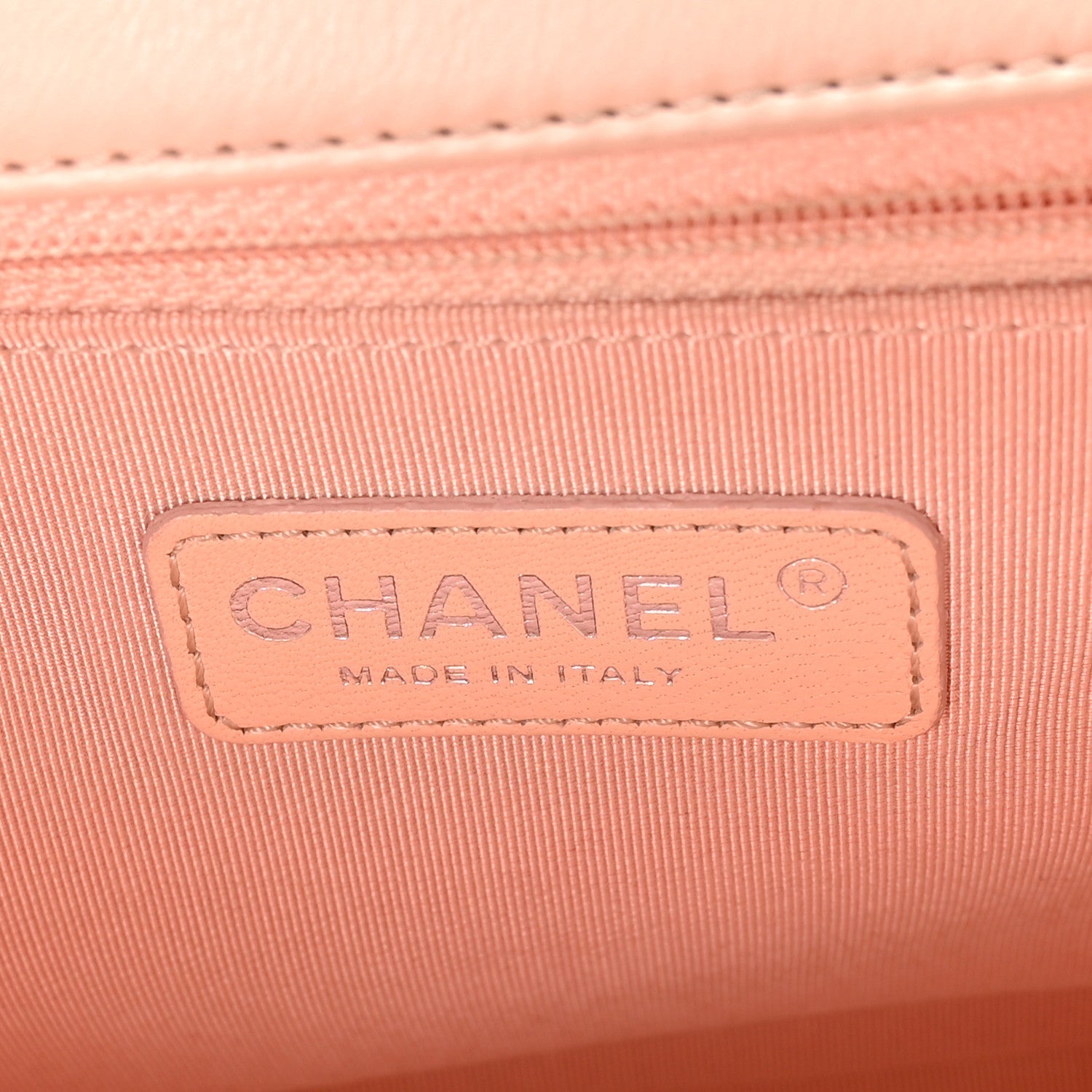 Calfskin New Medium Boy Flap Pink