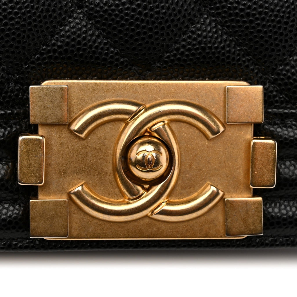 Caviar Quilted Medium Boy Flap Black