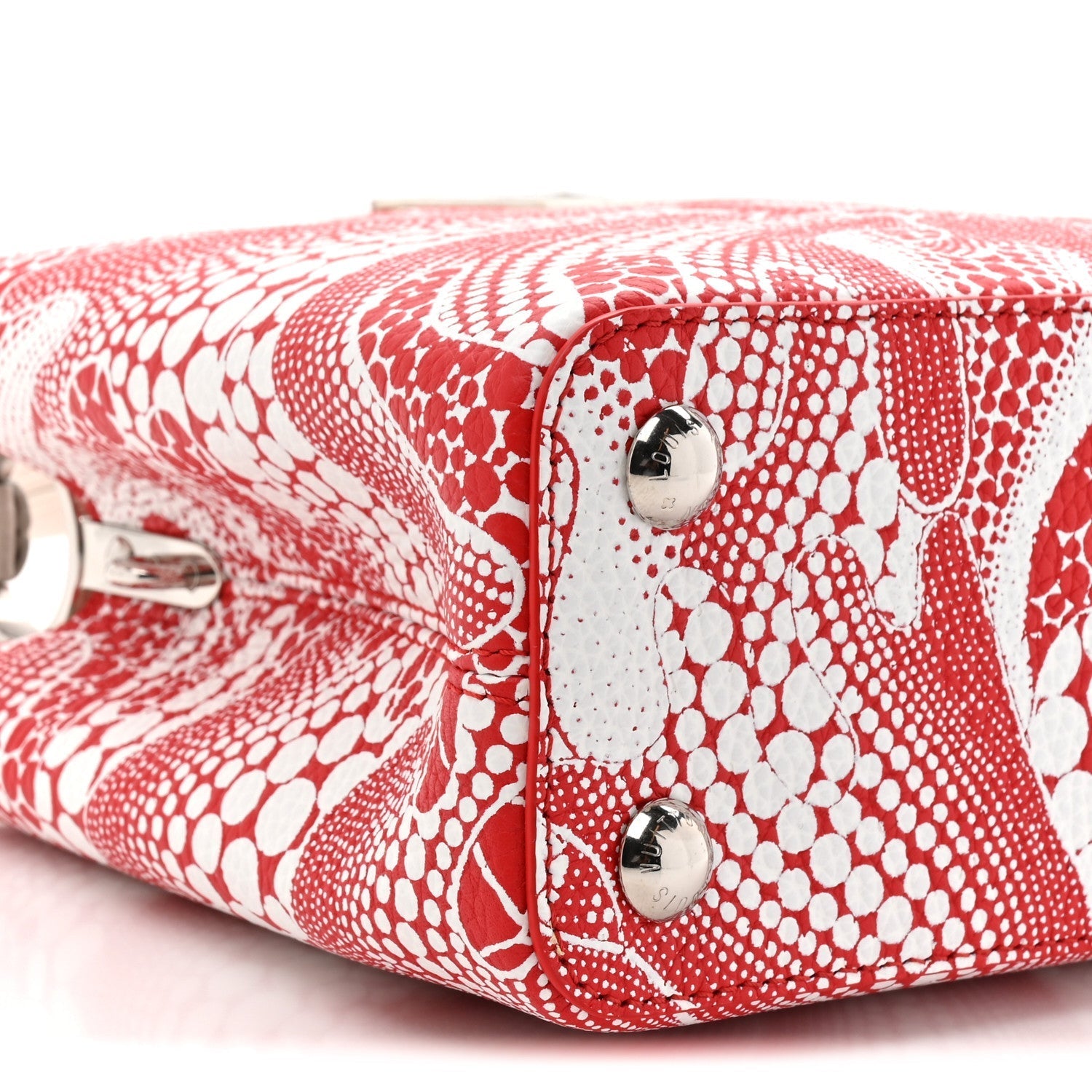 LV X YK Taurillon Psychedelic Flower Capucines BB Rouge