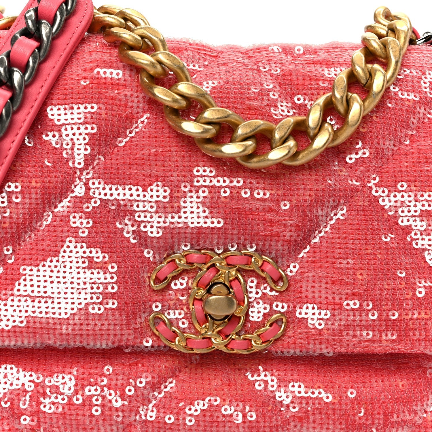 Sequin Quilted Medium Chanel 19 Flap Coral