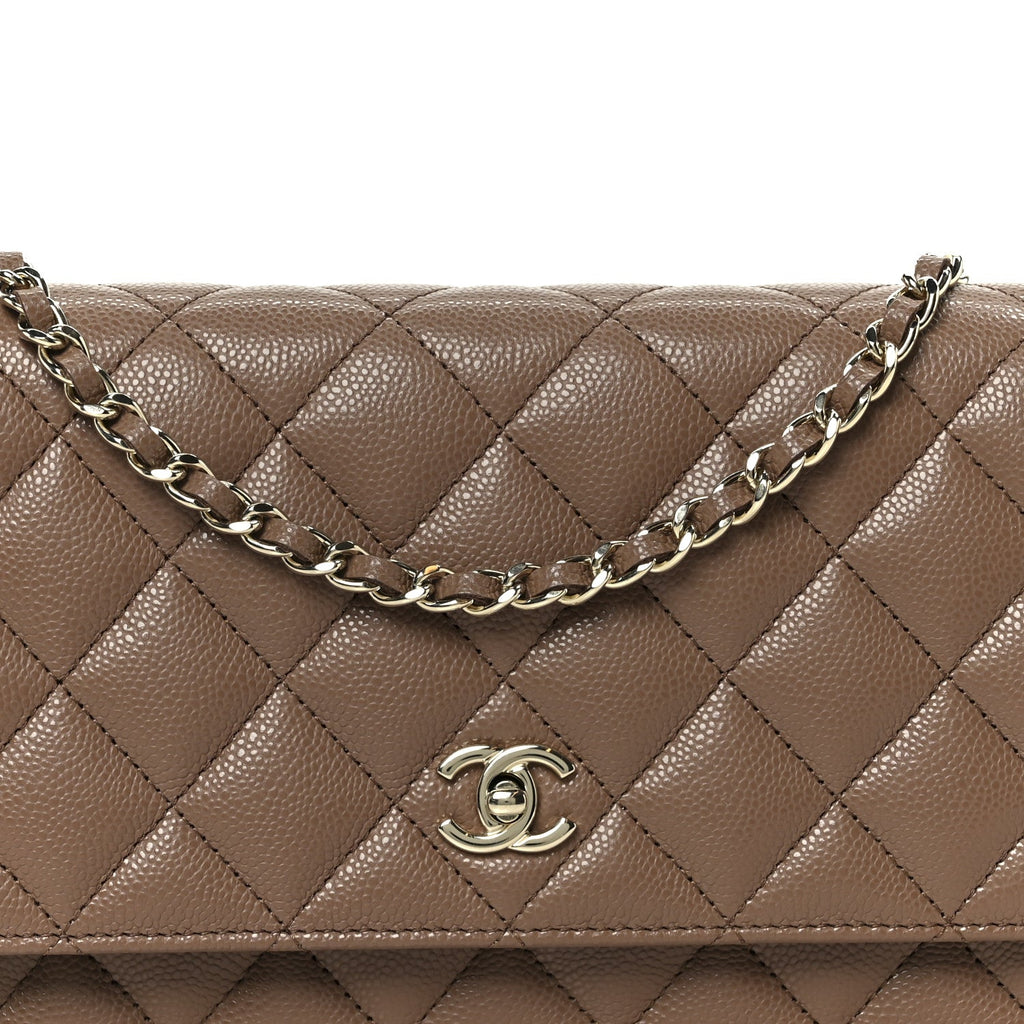 Caviar Quilted CC Turnlock Wallet On Chain WOC Brown