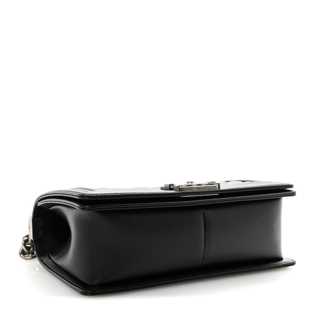 Caviar Quilted Medium Boy Flap Black
