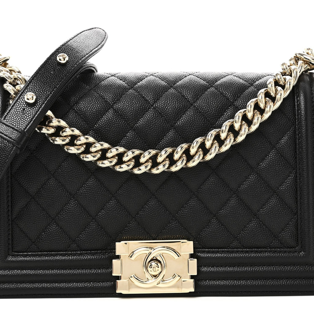 Caviar Quilted Medium Boy Flap Black