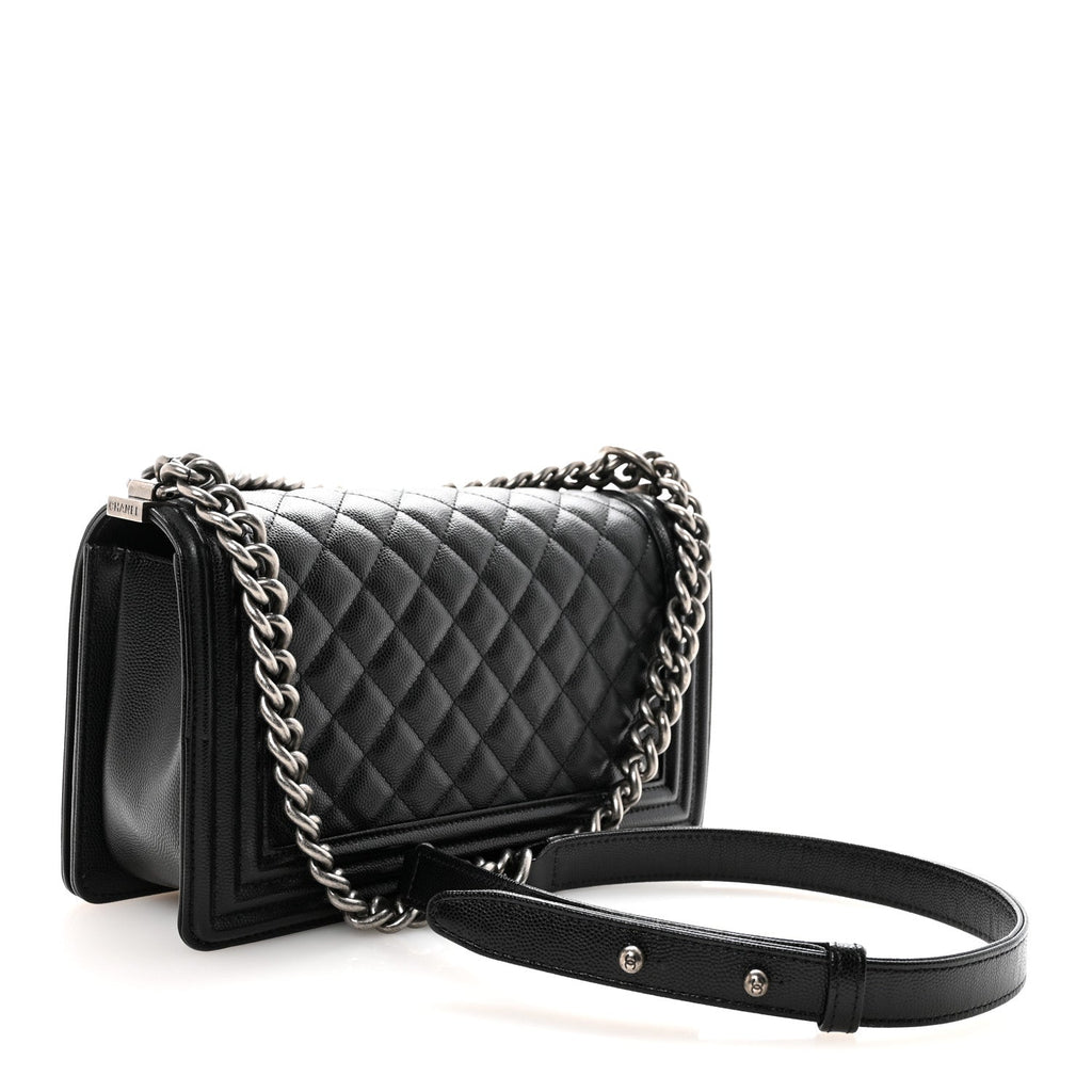 Caviar Quilted Medium Boy Flap Black