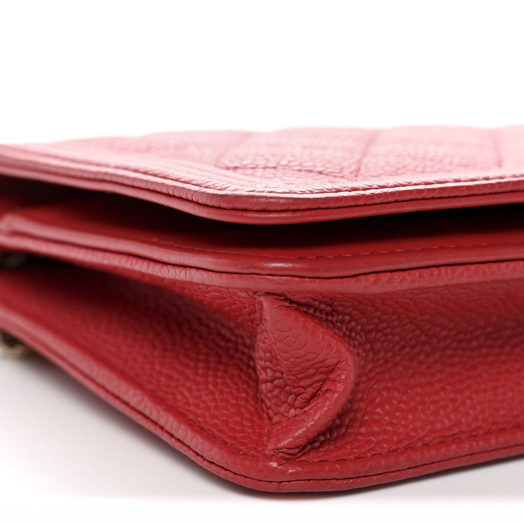 Caviar Quilted Boy Wallet On Chain WOC Red