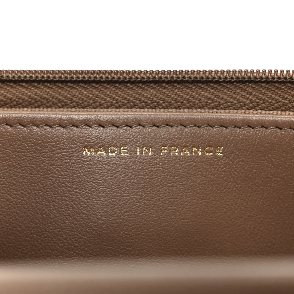 Caviar Quilted CC Turnlock Wallet On Chain WOC Brown