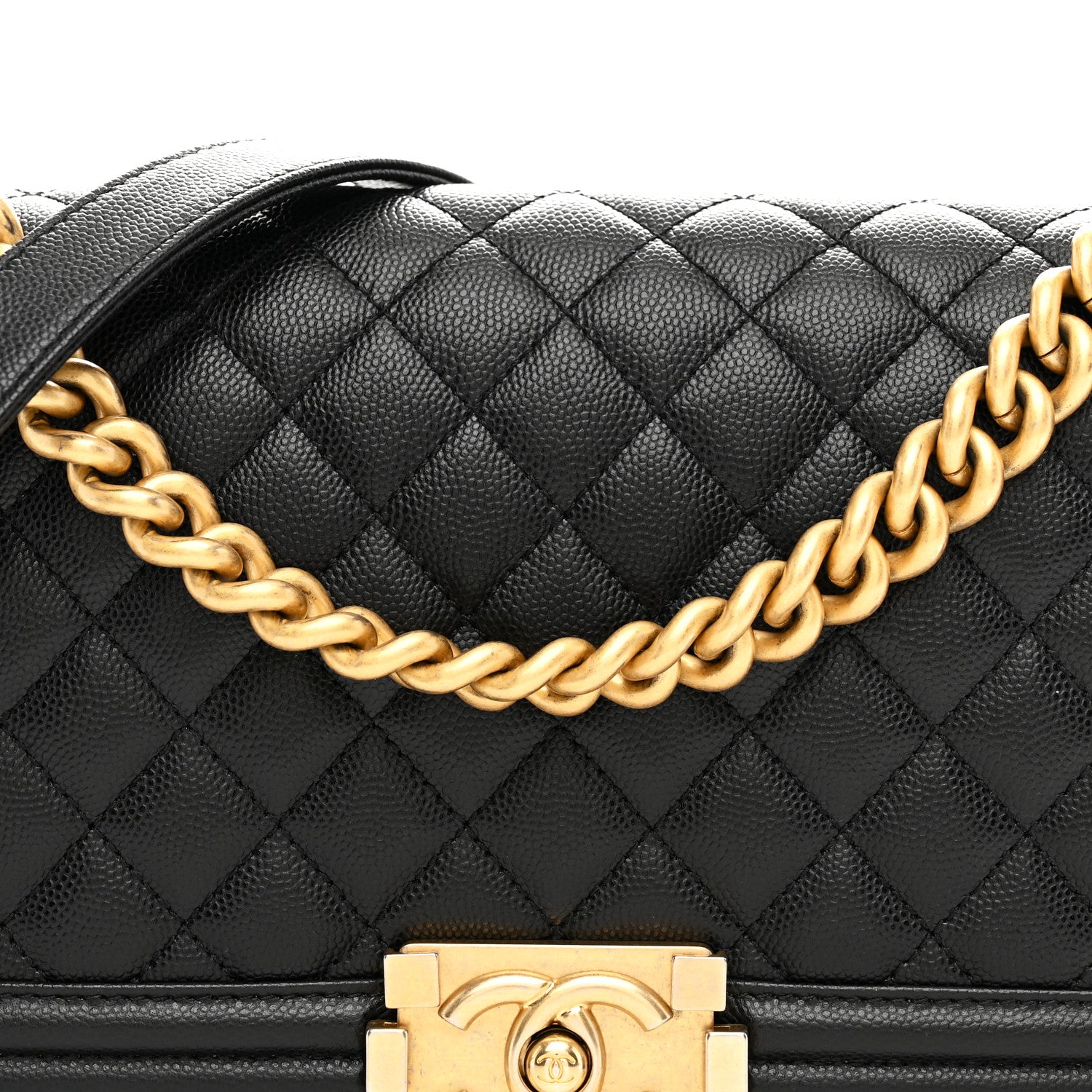 Caviar Quilted Medium Boy Flap Black