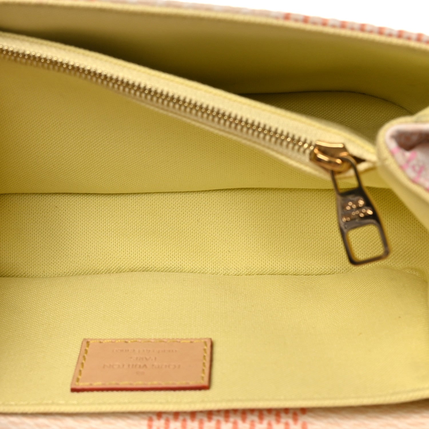 Damier Giant Pochette Metis East West Peach