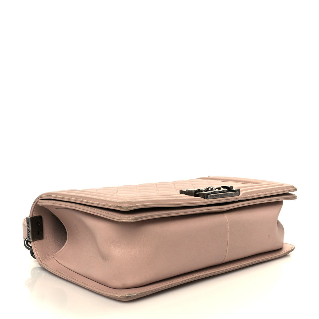 Lambskin Quilted Medium Boy Flap Light Pink