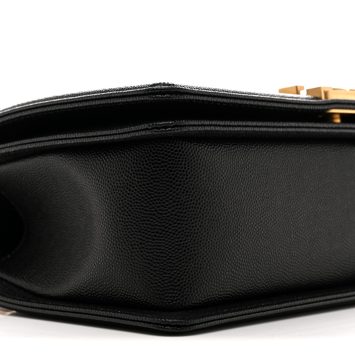 Caviar Quilted Medium Boy Flap Black