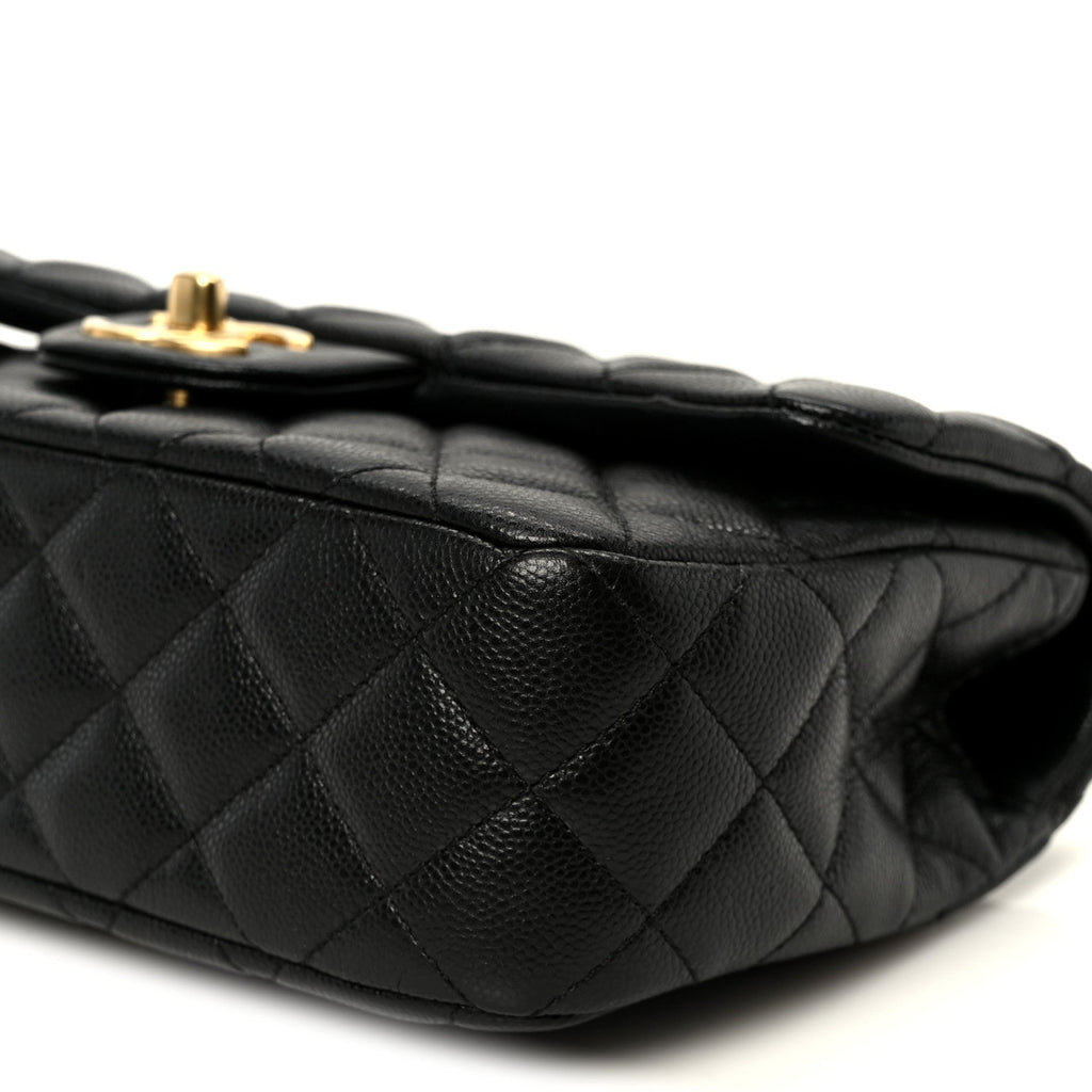 Caviar Quilted Small Handy CC Flap Black