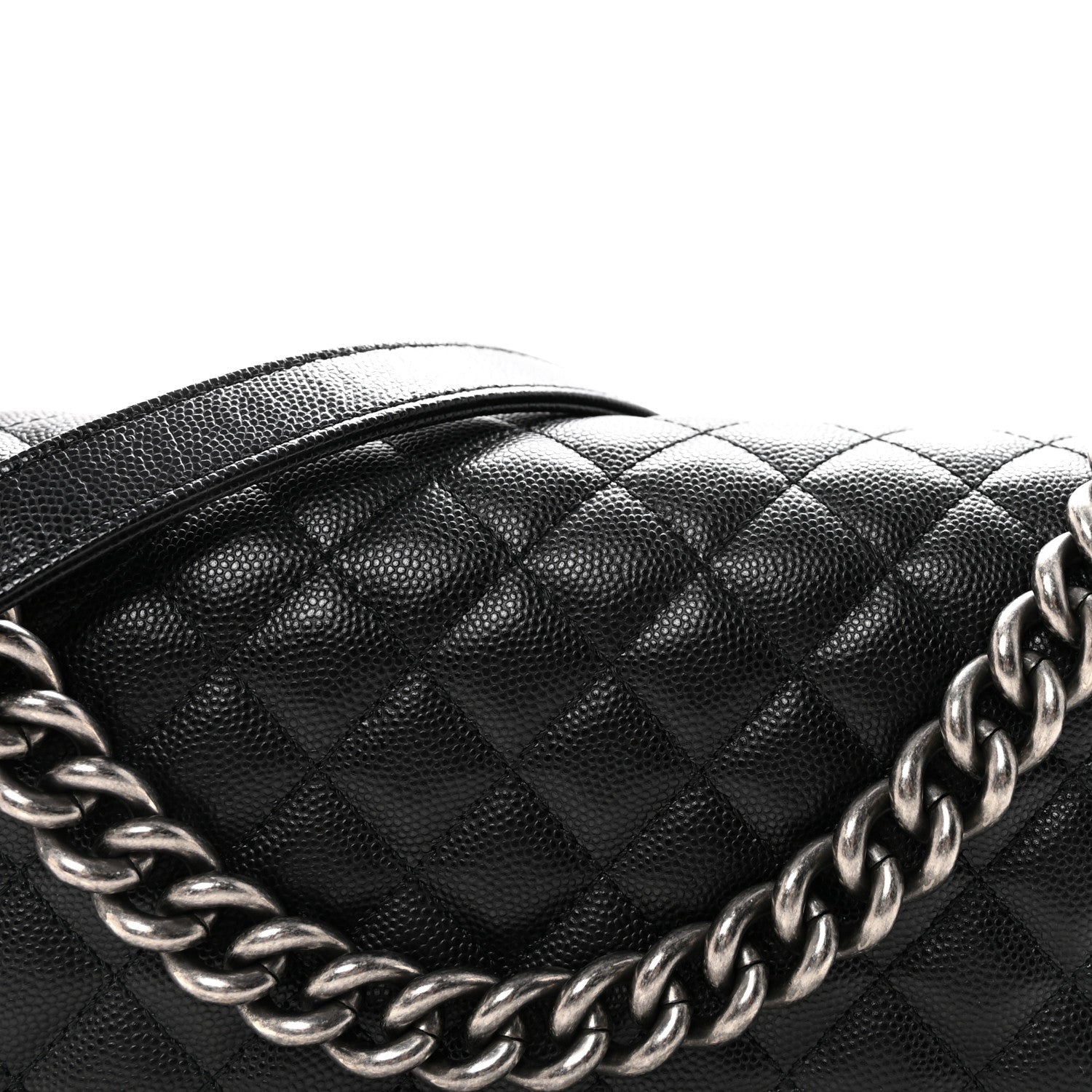 Caviar Quilted Medium Boy Flap Black
