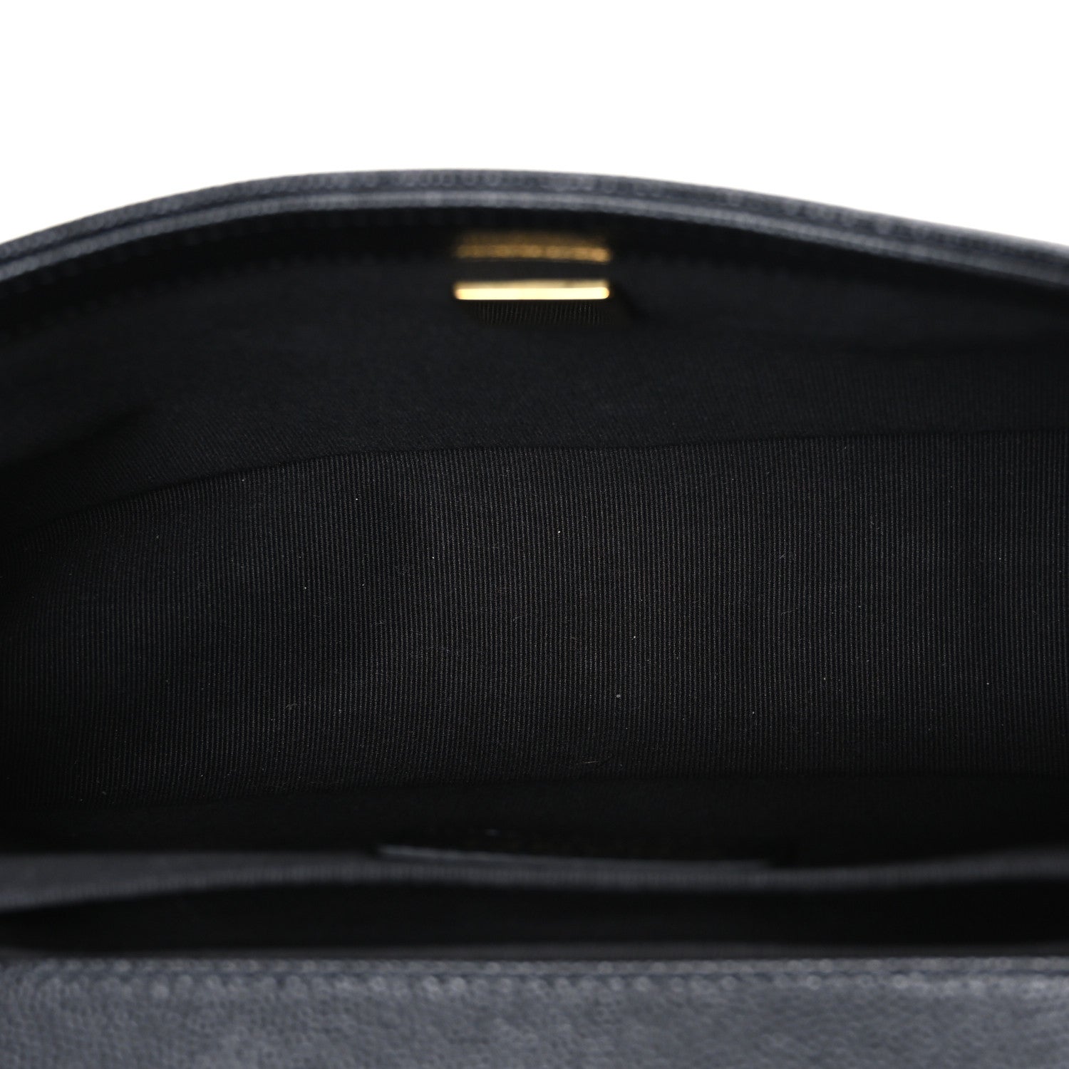 Caviar Quilted Medium Boy Flap Black