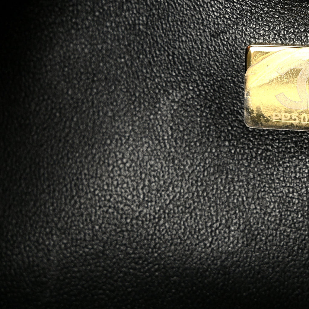 Caviar Quilted Small Handy CC Flap Black