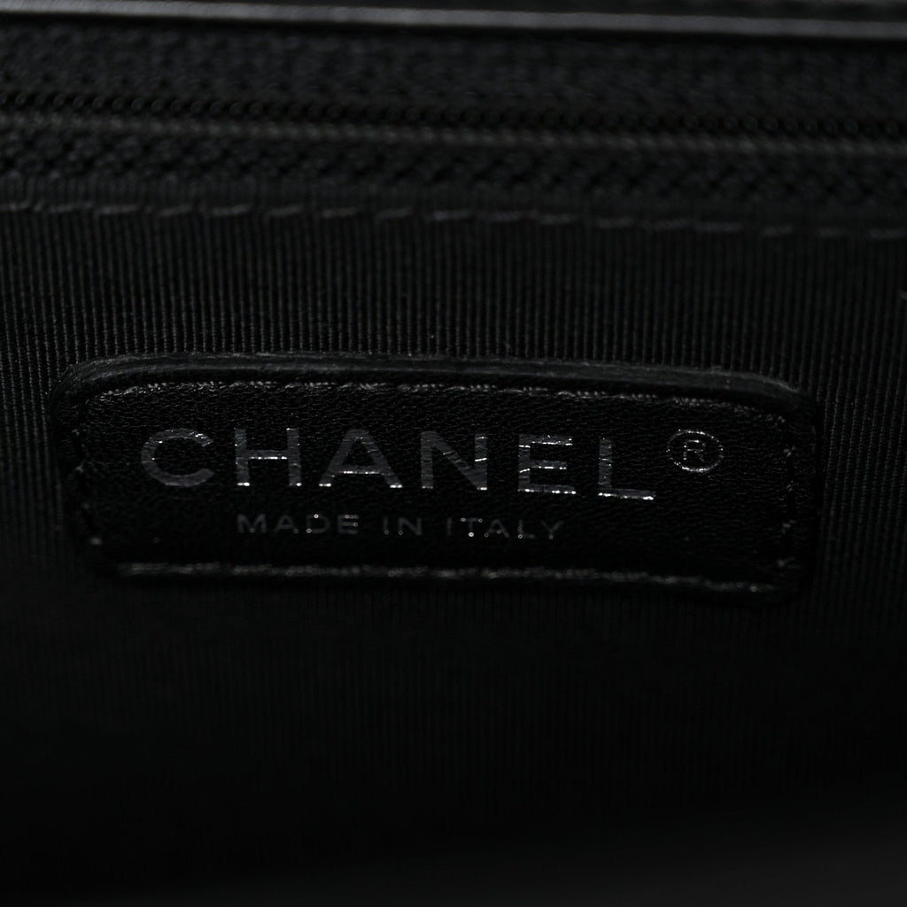 Calfskin Quilted Medium Boy Flap Black