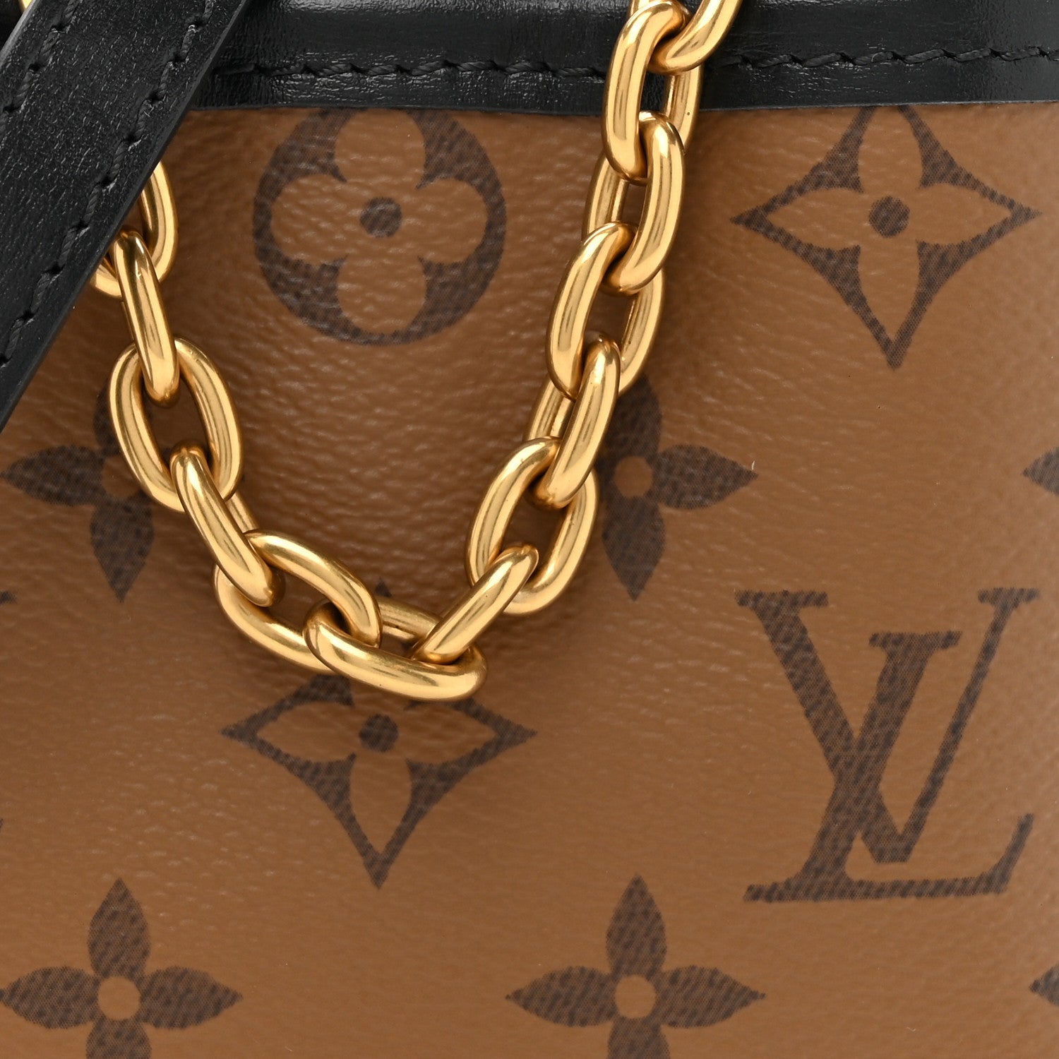 Reverse Monogram Noe Purse