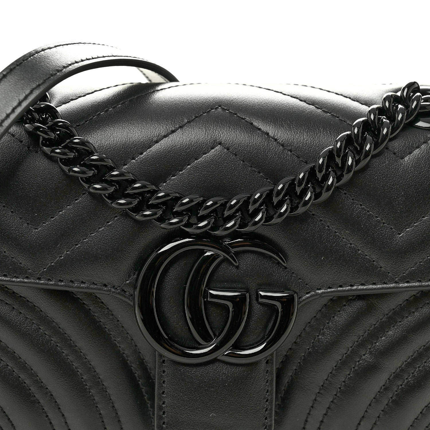 Calfskin Matelasse Monochrome Mini GG Marmont Shoulder Bag Black