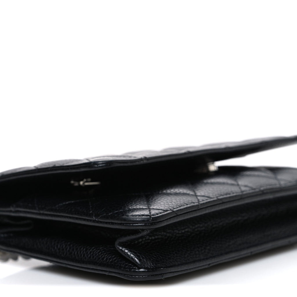 Caviar Quilted Wallet on Chain WOC Black