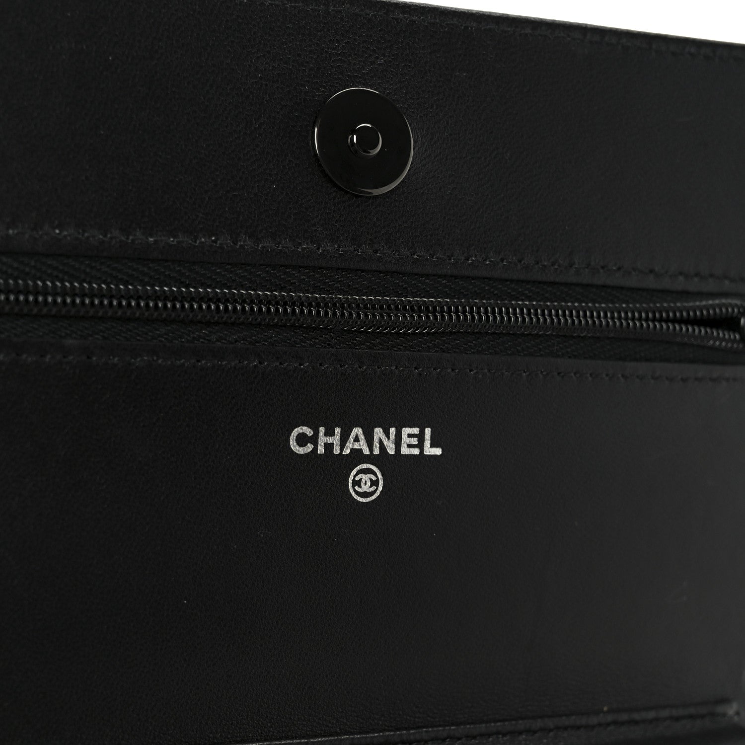 Lambskin Quilted Wallet On Chain WOC So Black