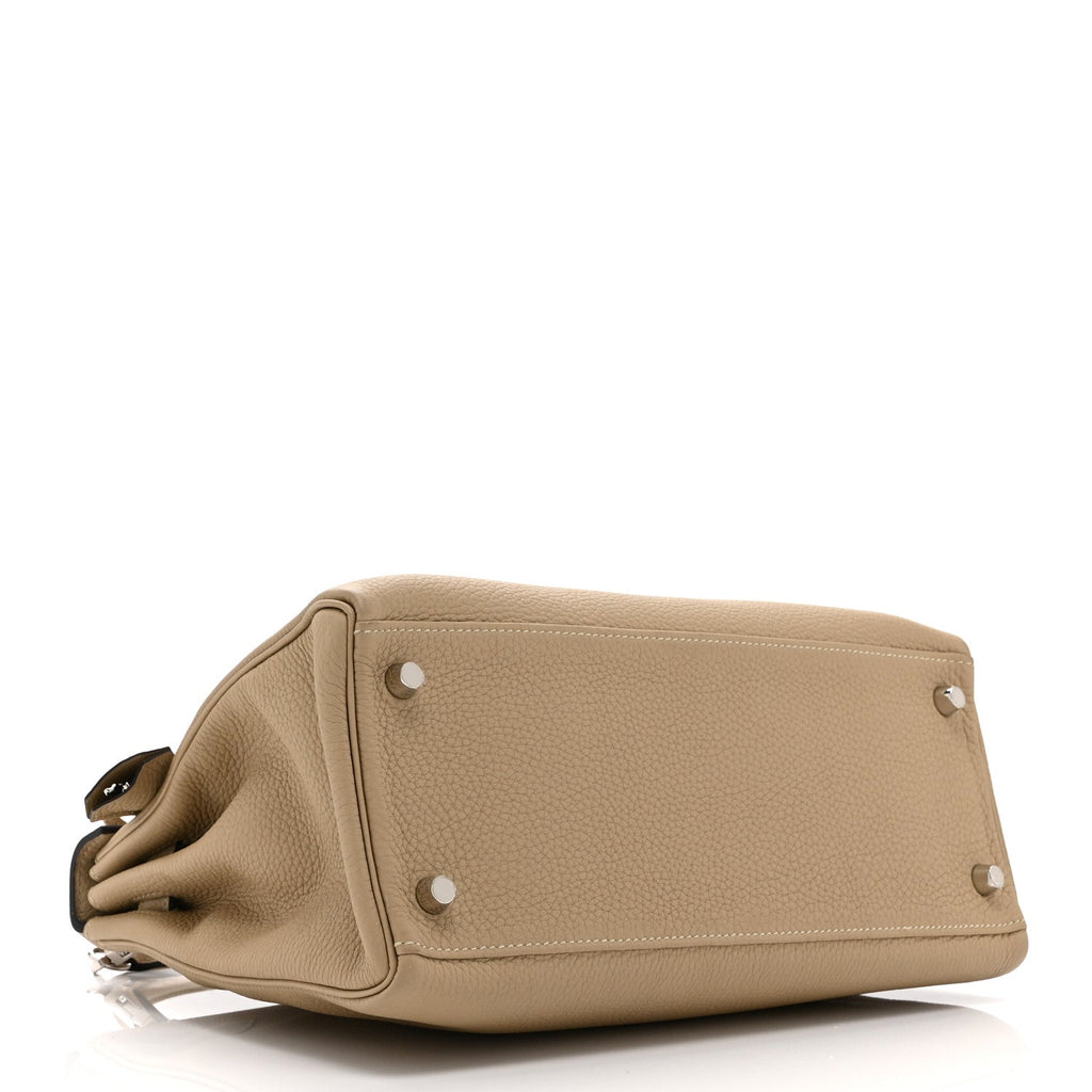 Togo Kelly Retourne 28 Trench