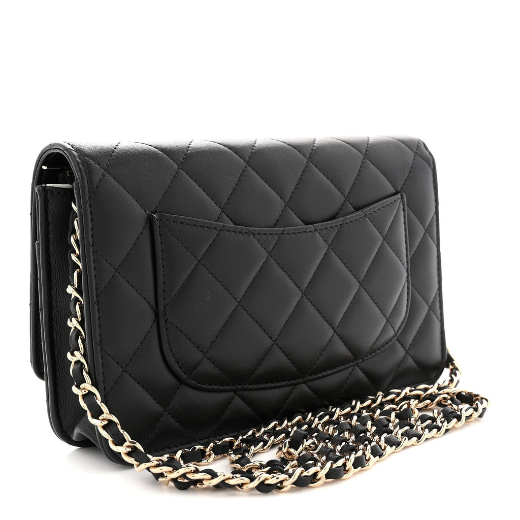 Lambskin Quilted Enamel CC Wallet On Chain WOC Black