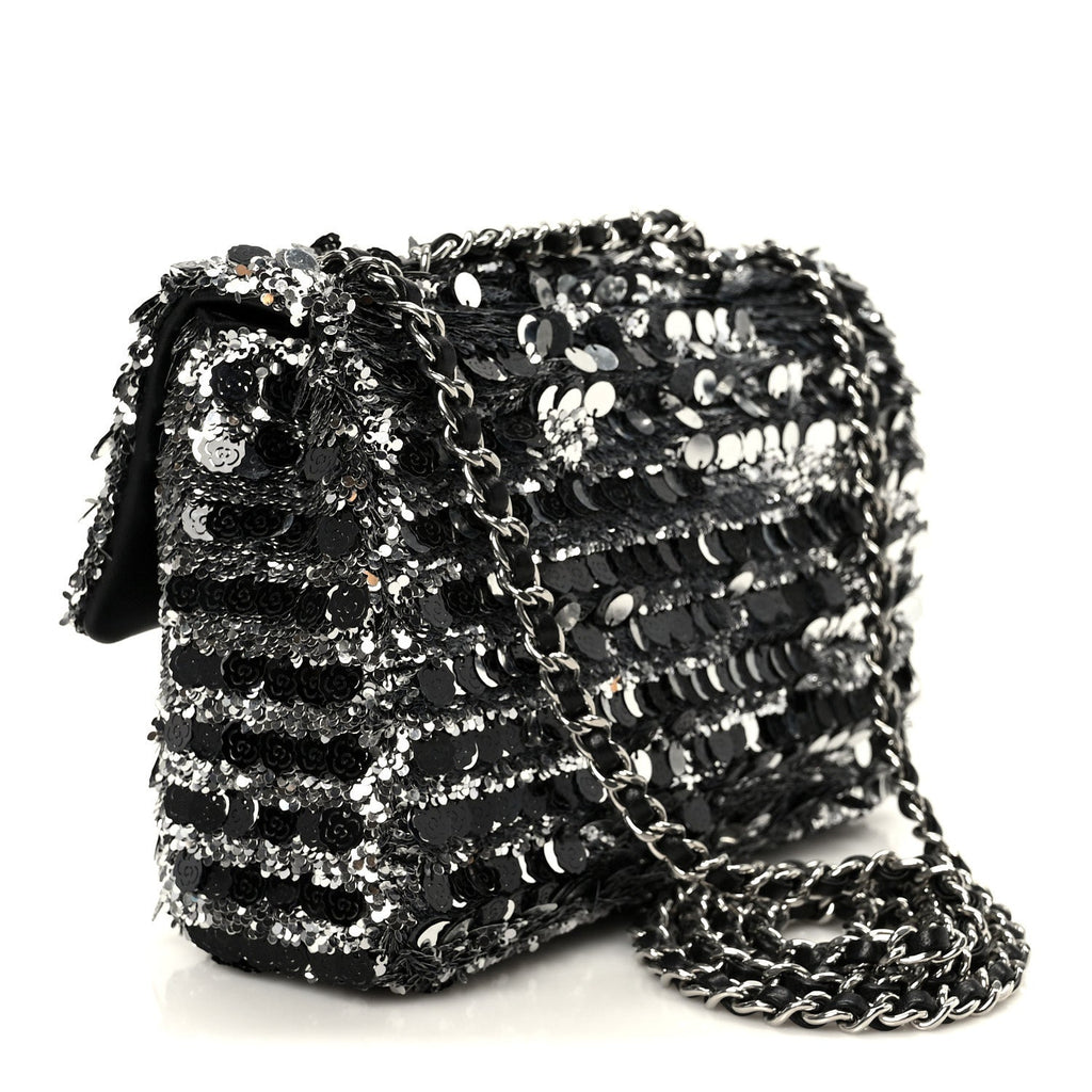 Sequin Camellia Small Single Flap Silver Black