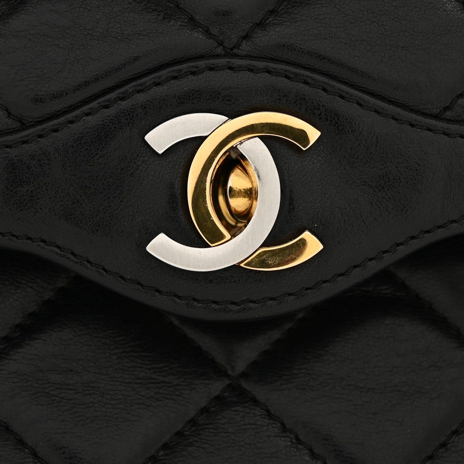 Lambskin Medium Double Flap Black