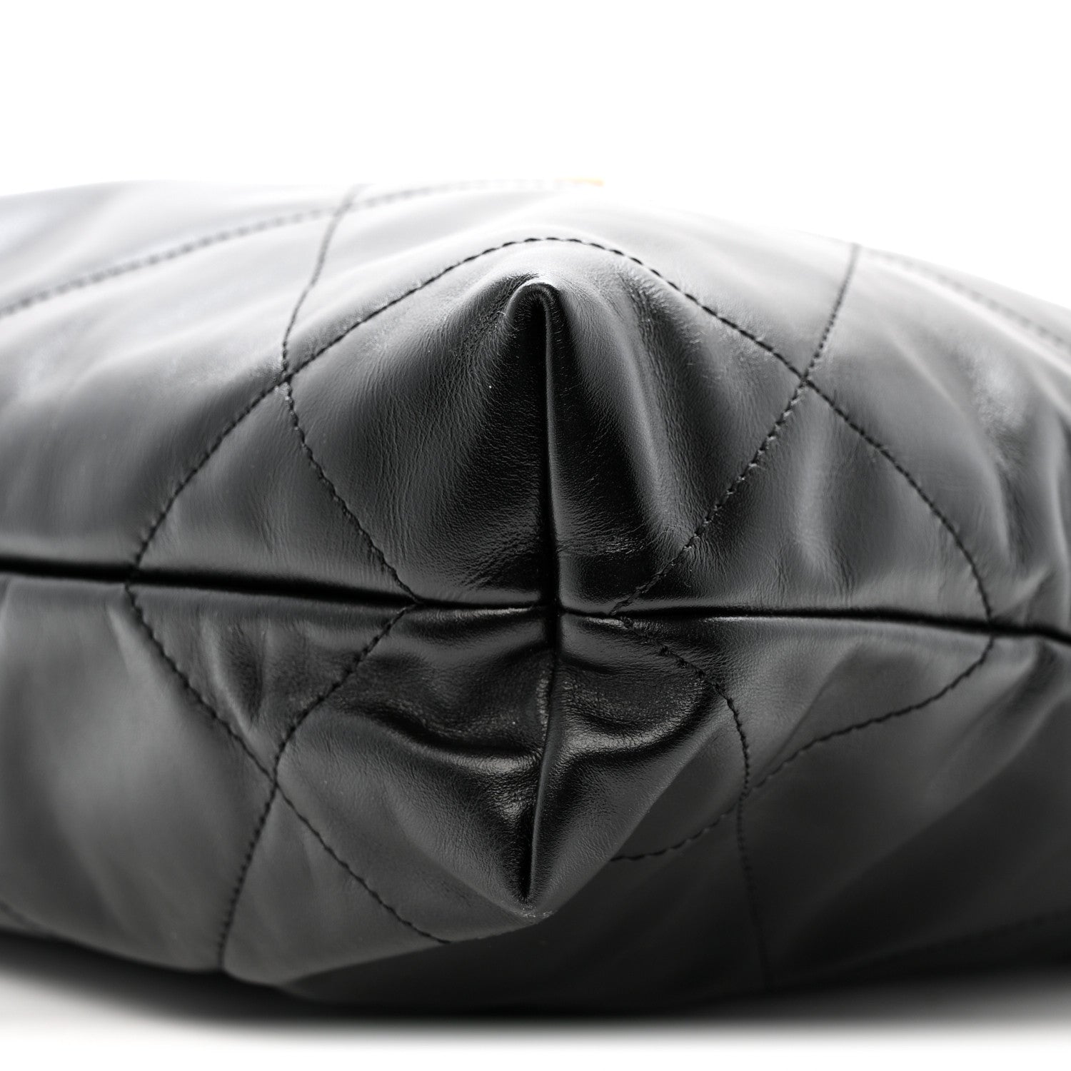 Shiny Calfskin Quilted Small Chanel 22 Black