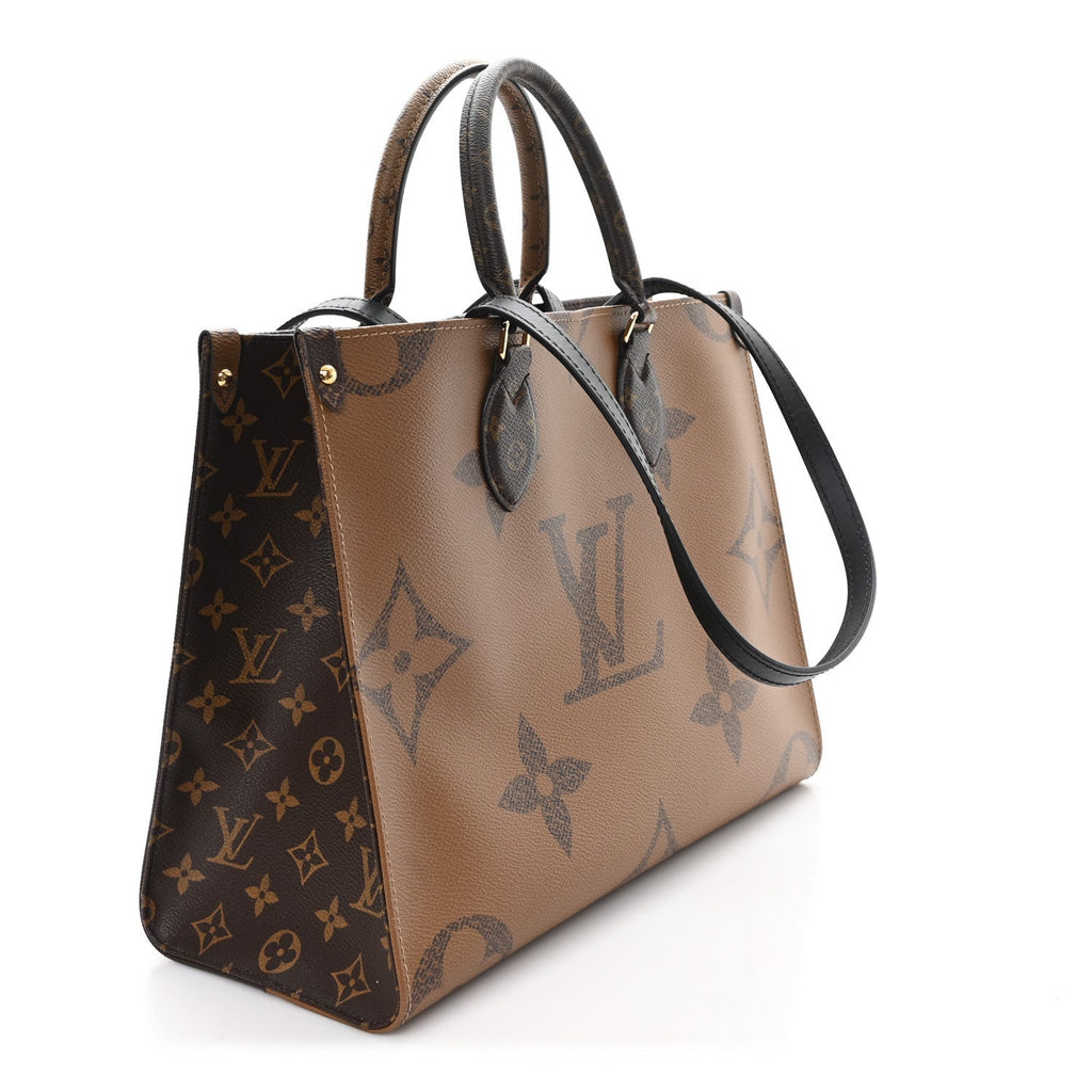 Reverse Monogram Giant Onthego MM