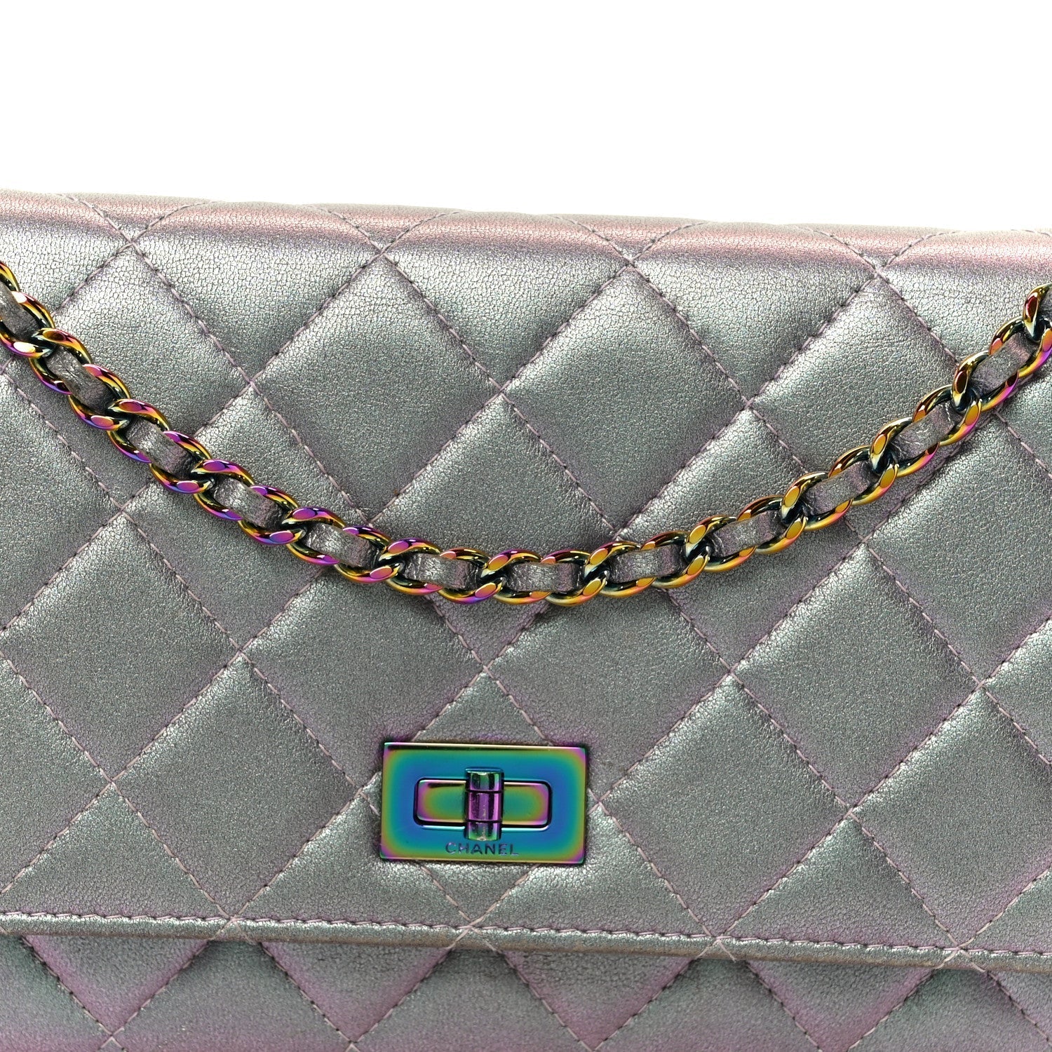 Iridescent Lambskin Quilted Reissue Wallet On Chain WOC Light Purple