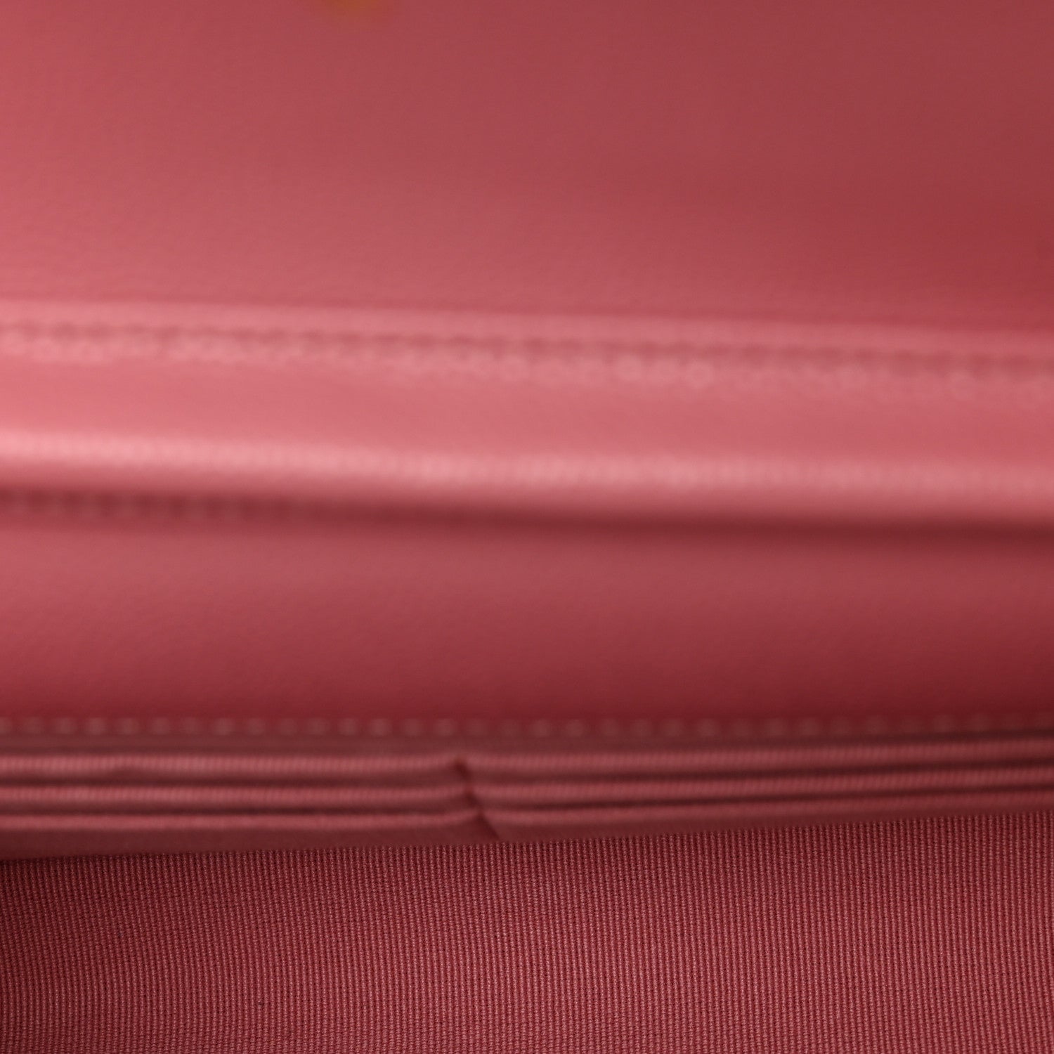 Caviar Quilted Wallet on Chain WOC Pink
