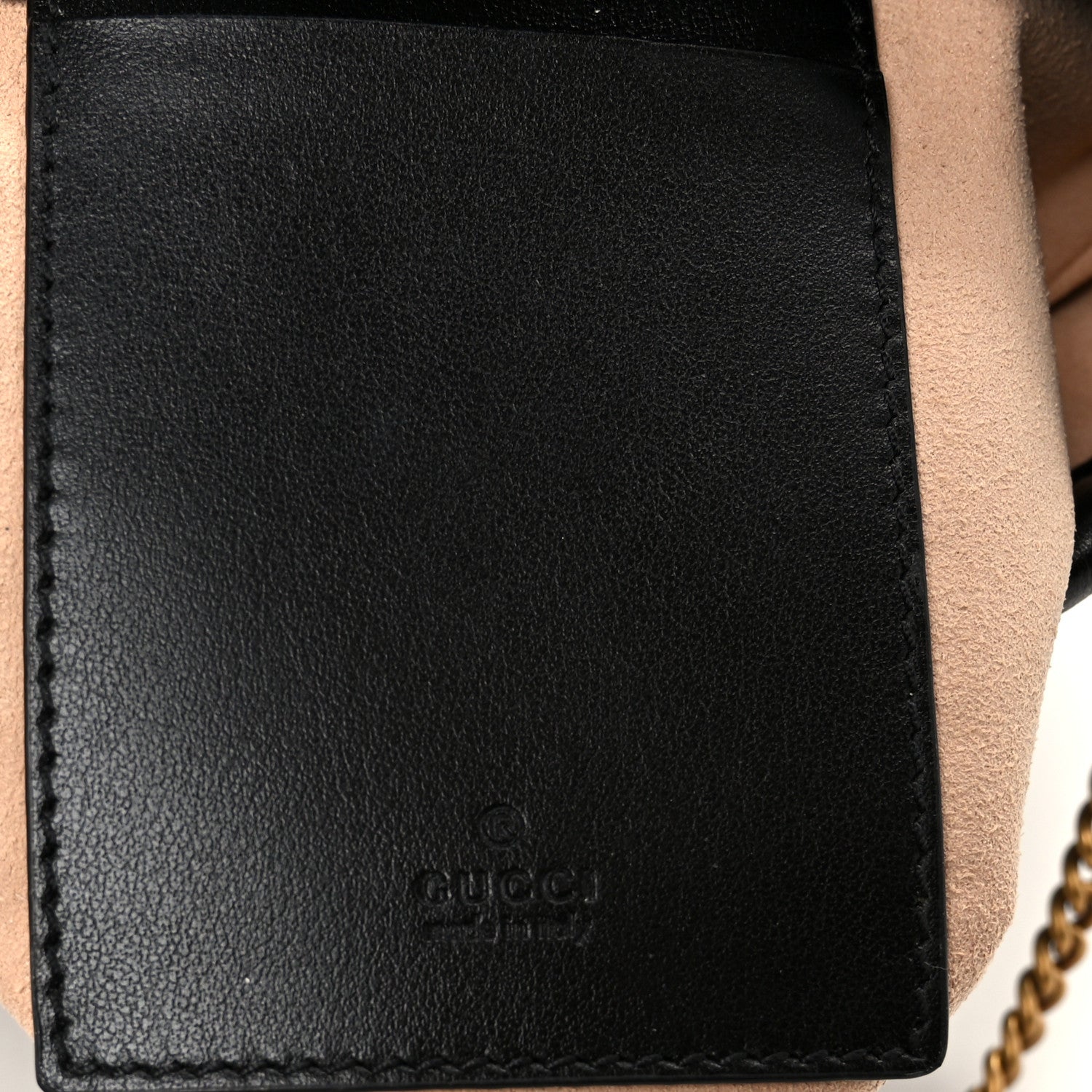 Calfskin Matelasse Mini GG Marmont 2.0 Bucket Bag Black