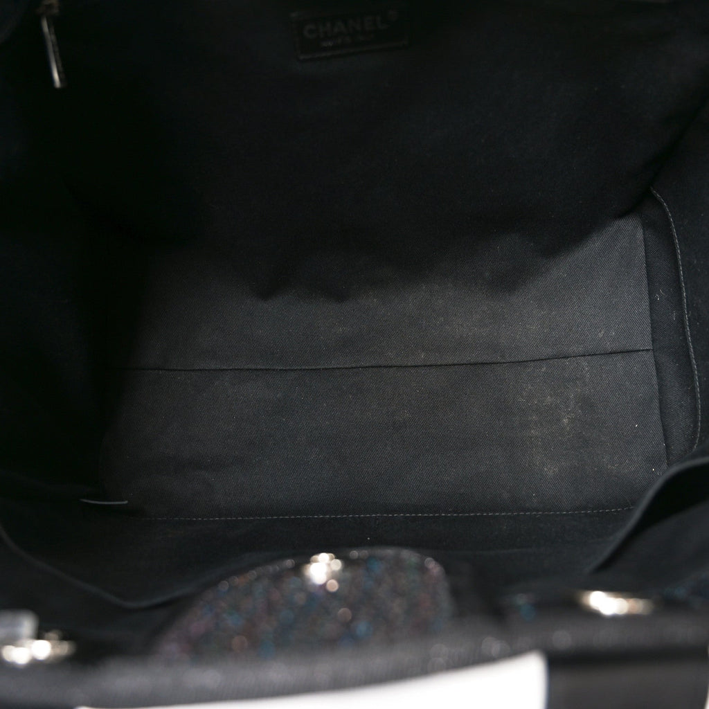 Calfskin Sequin Medium Deauville Tote Black