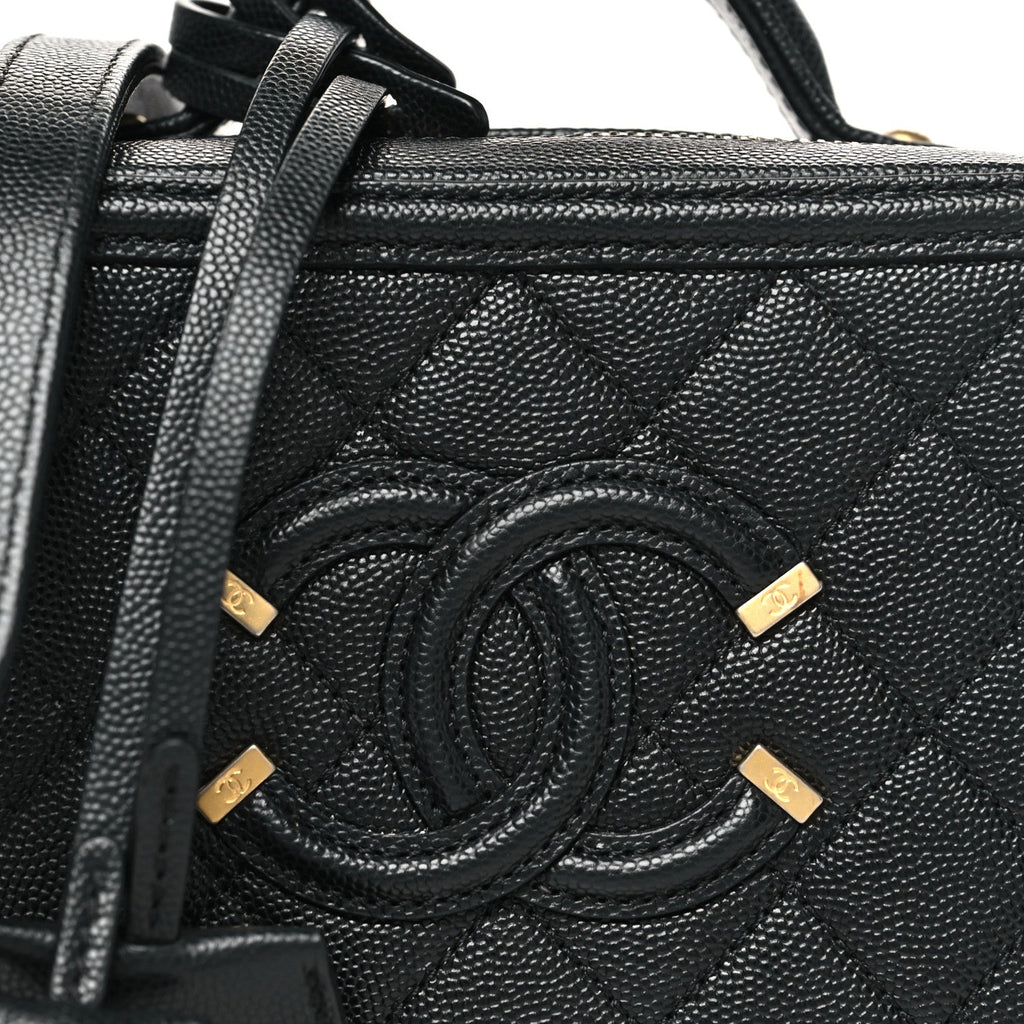 Caviar Quilted Small CC Filigree Vanity Case Black