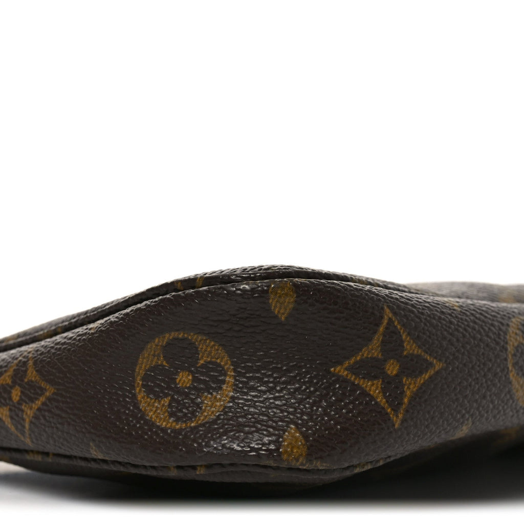 Monogram Pochette Accessories