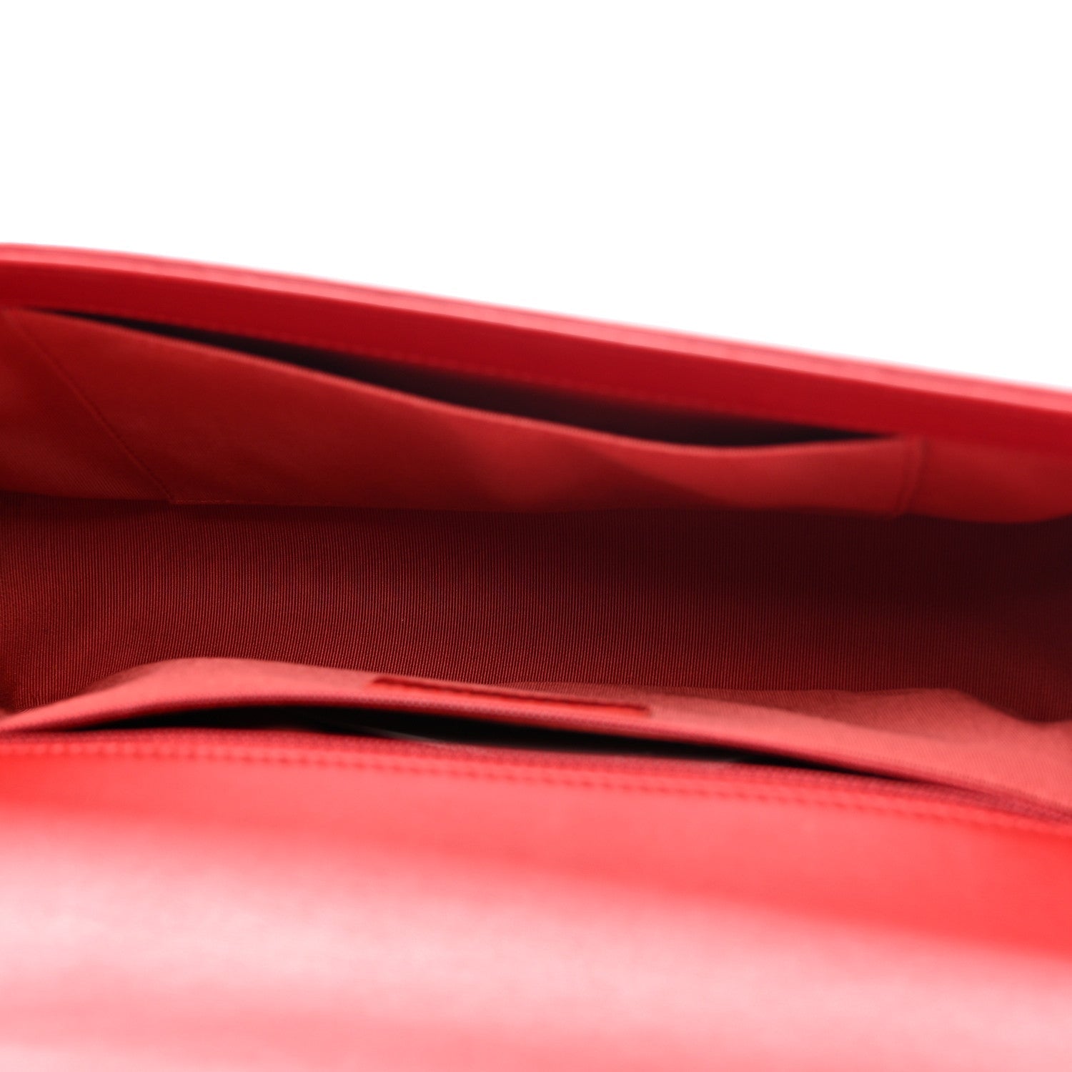 Lambskin Quilted New Medium Boy Flap Red